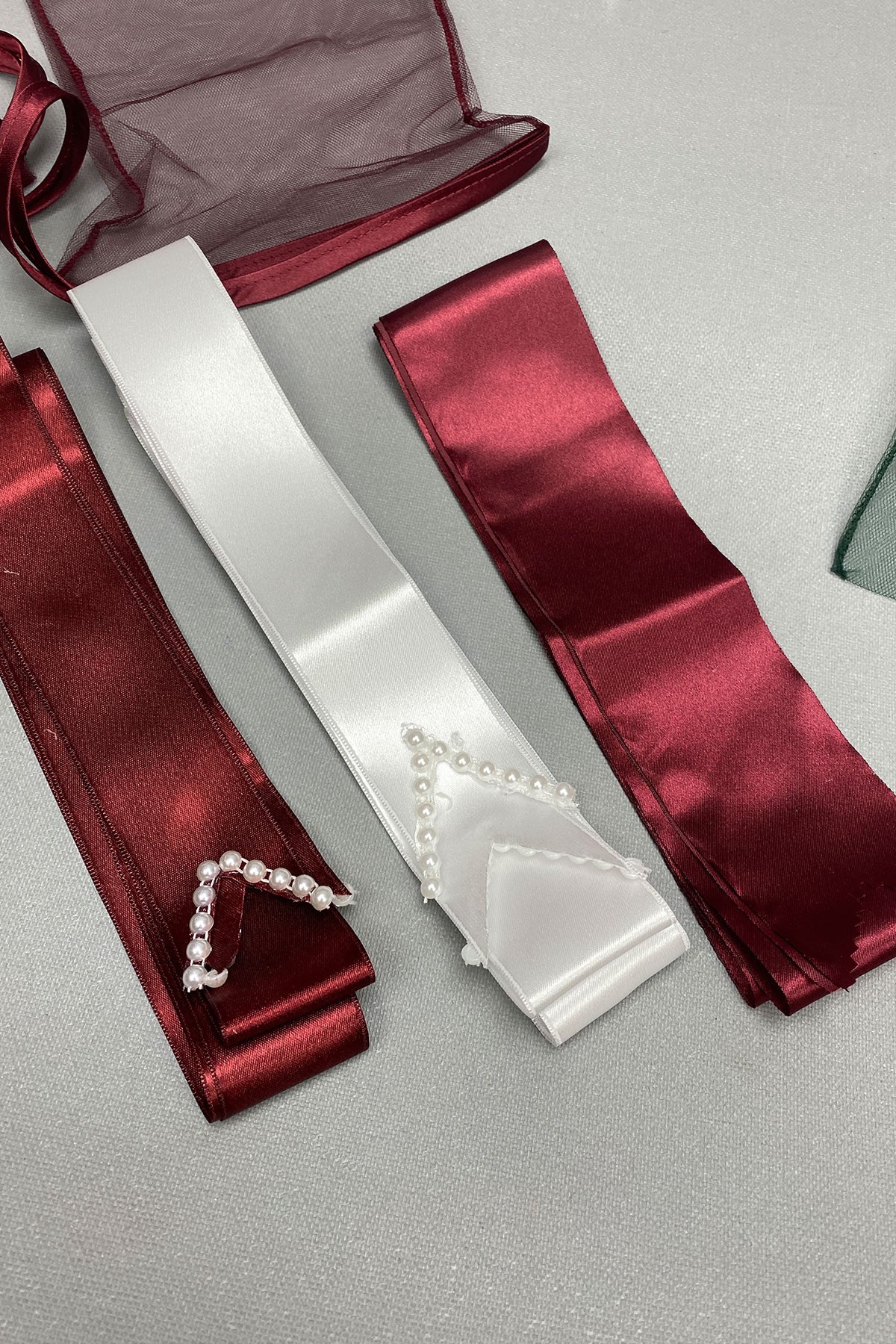 Biyeli Gelin Duvağı Damat Örtüsü ve Takı Seti