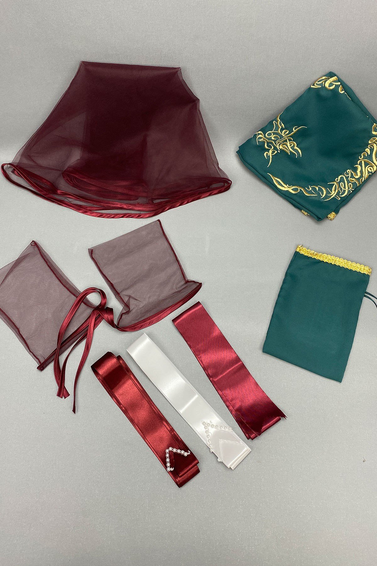 Biyeli Gelin Duvağı Nakışlı Damat Örtüsü ve Takı Kurdele Seti