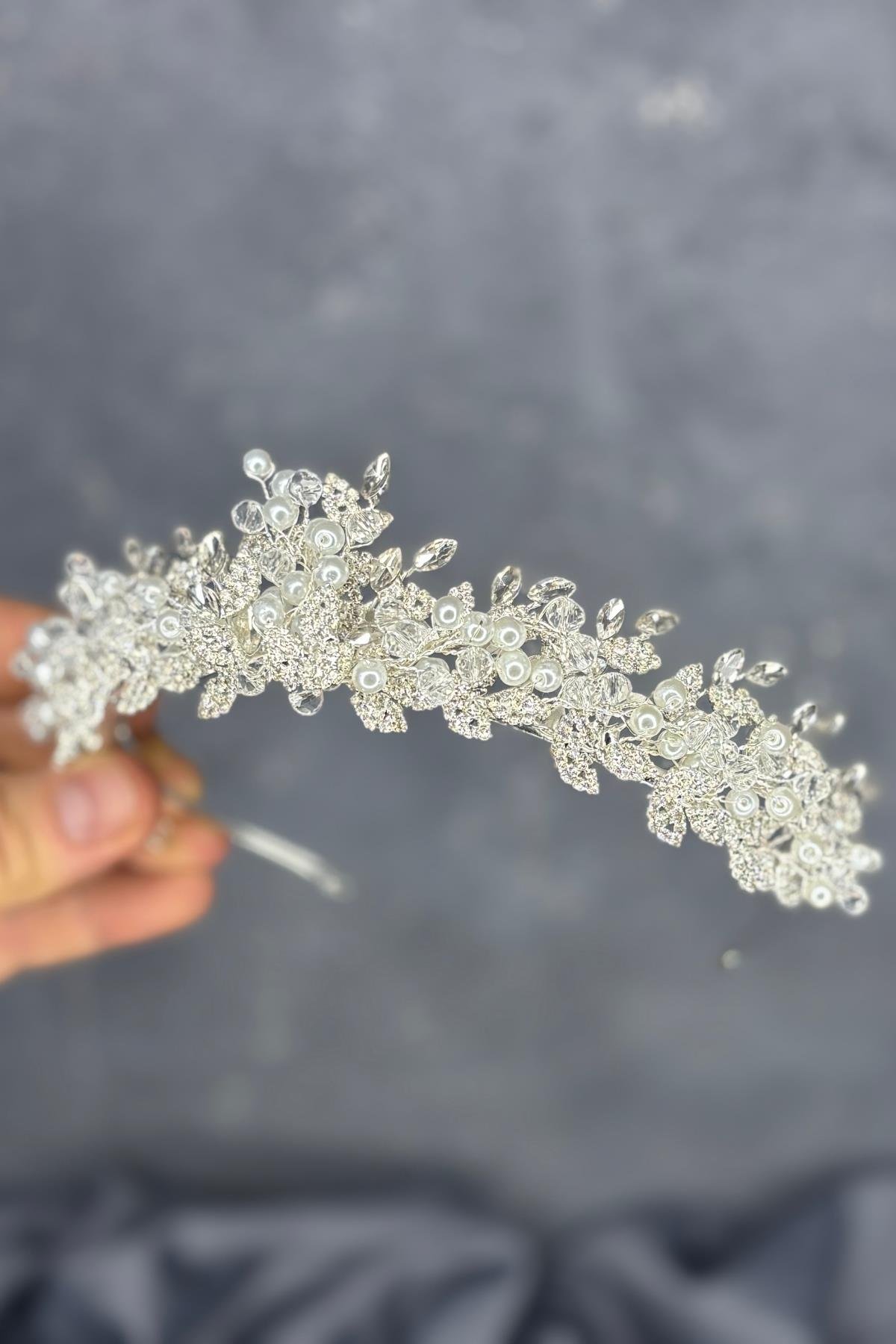 Boncuk İşlemeli Duru Gelin Kına Tacı