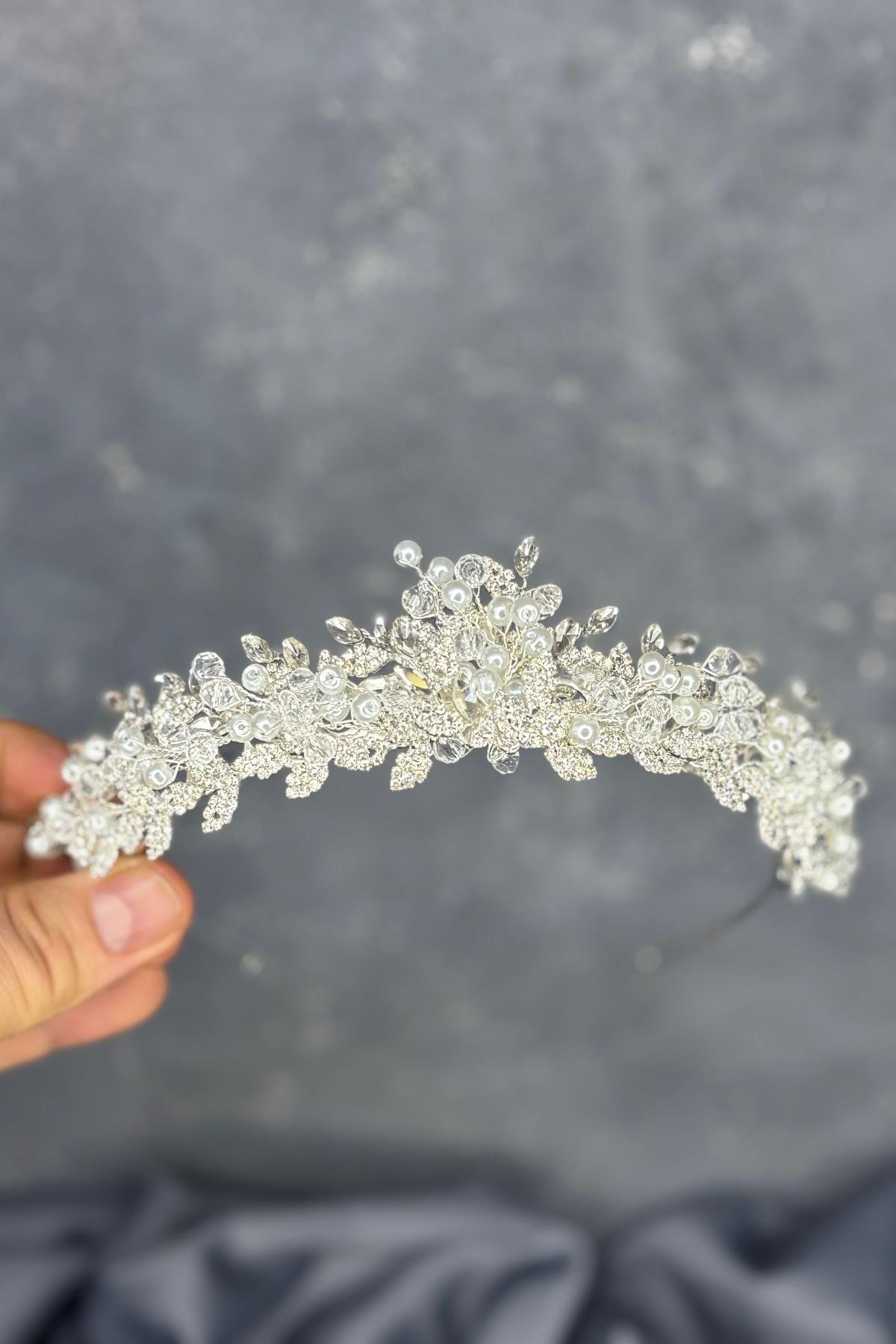 Boncuk İşlemeli Duru Gelin Kına Tacı