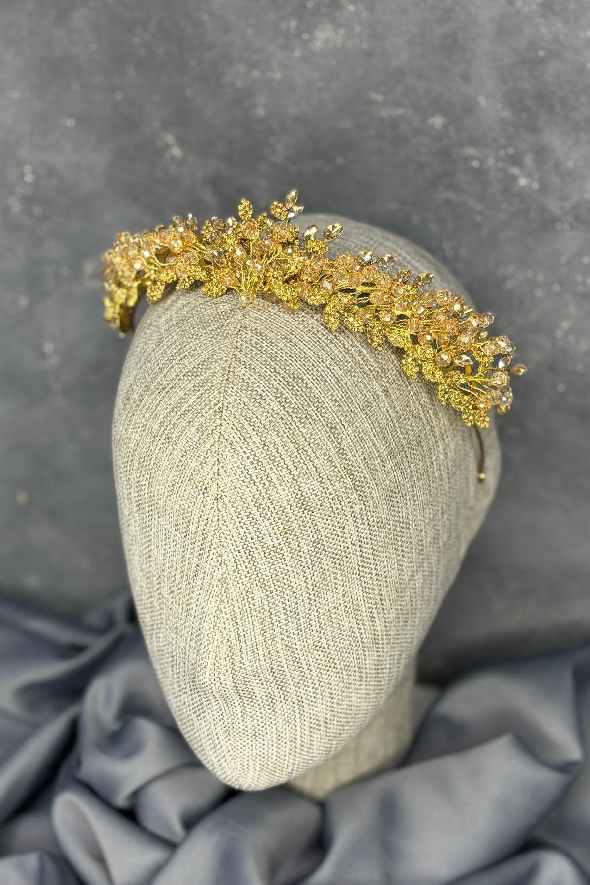 Boncuk İşlemeli Duru Gelin Kına Tacı