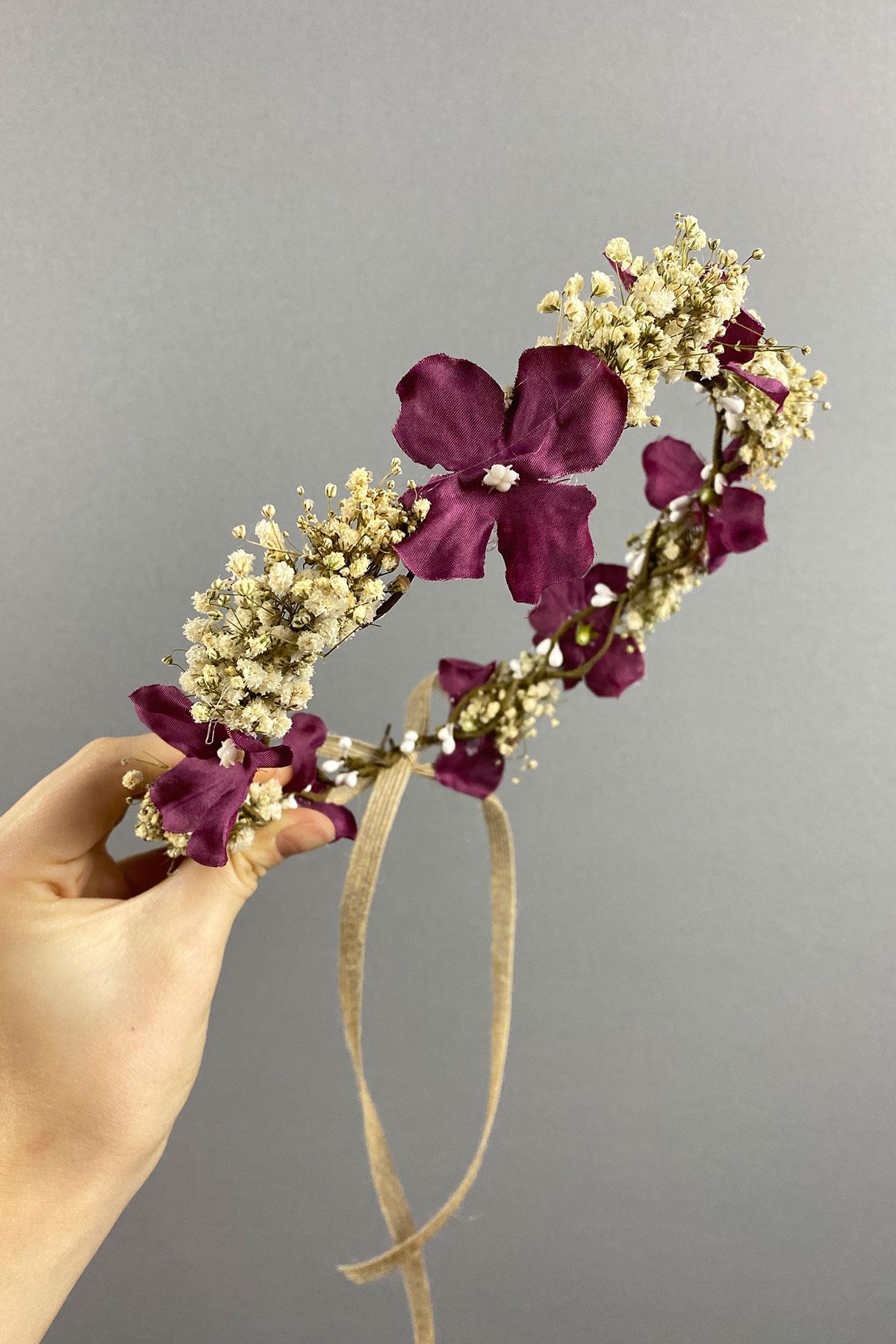 Bordo Ortanca Ve Şoklanmış Cipso Kuru Çiçekli Dış Çekim Gelin Tacı