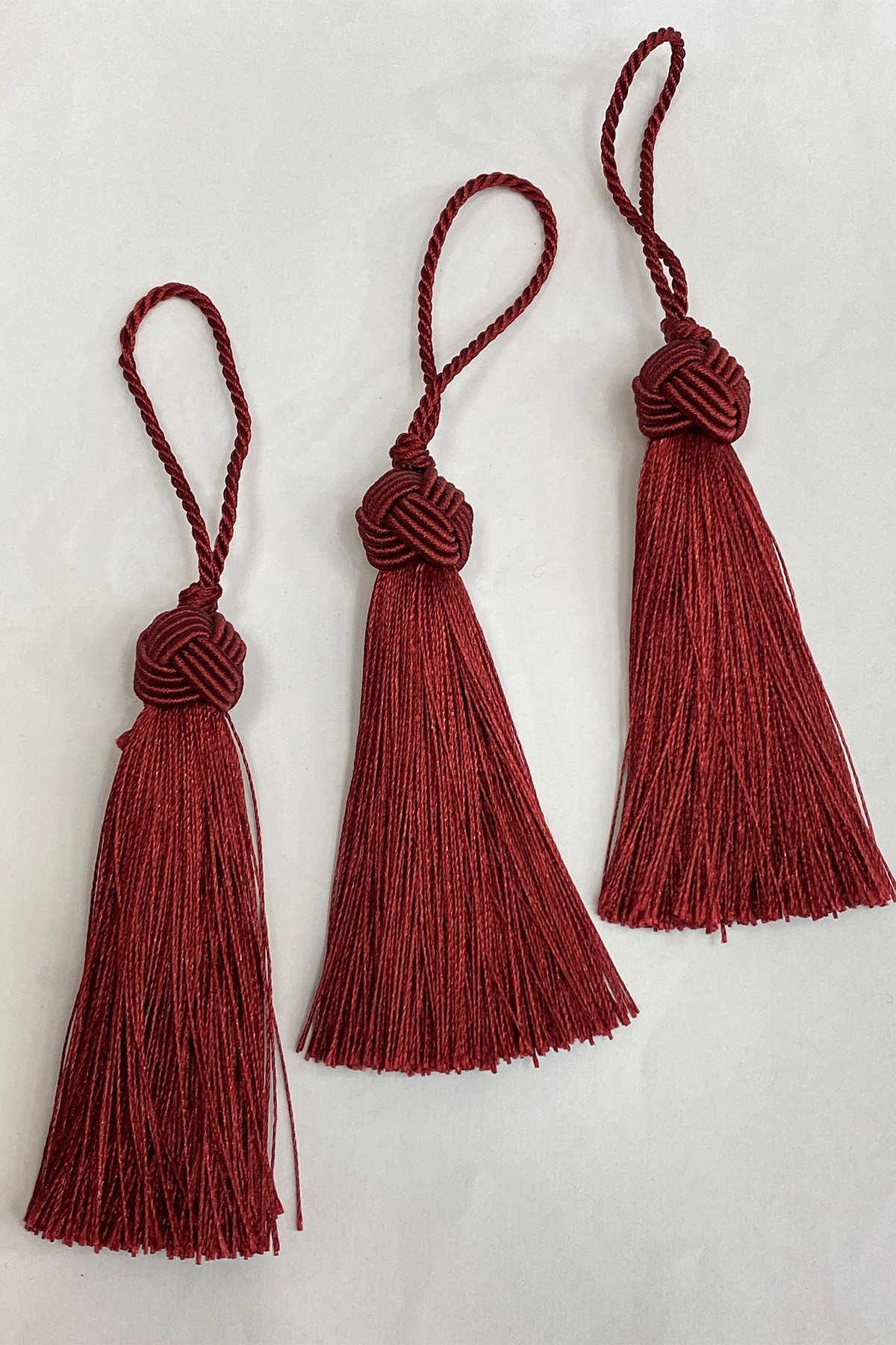 Bordo Topuzlu Tekli Püskül 12 cm 1 Adet