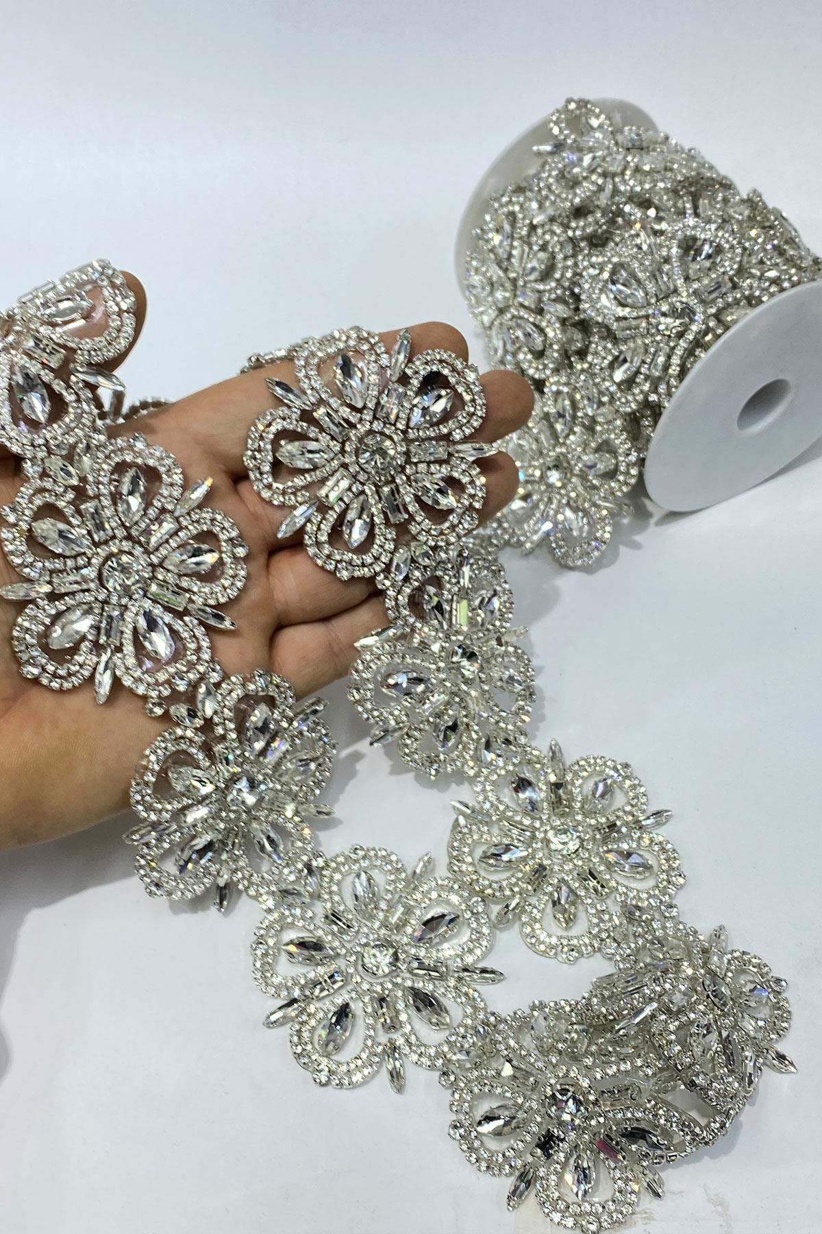 Çiçek Desen Taşlı Şerit Aplik Bordür