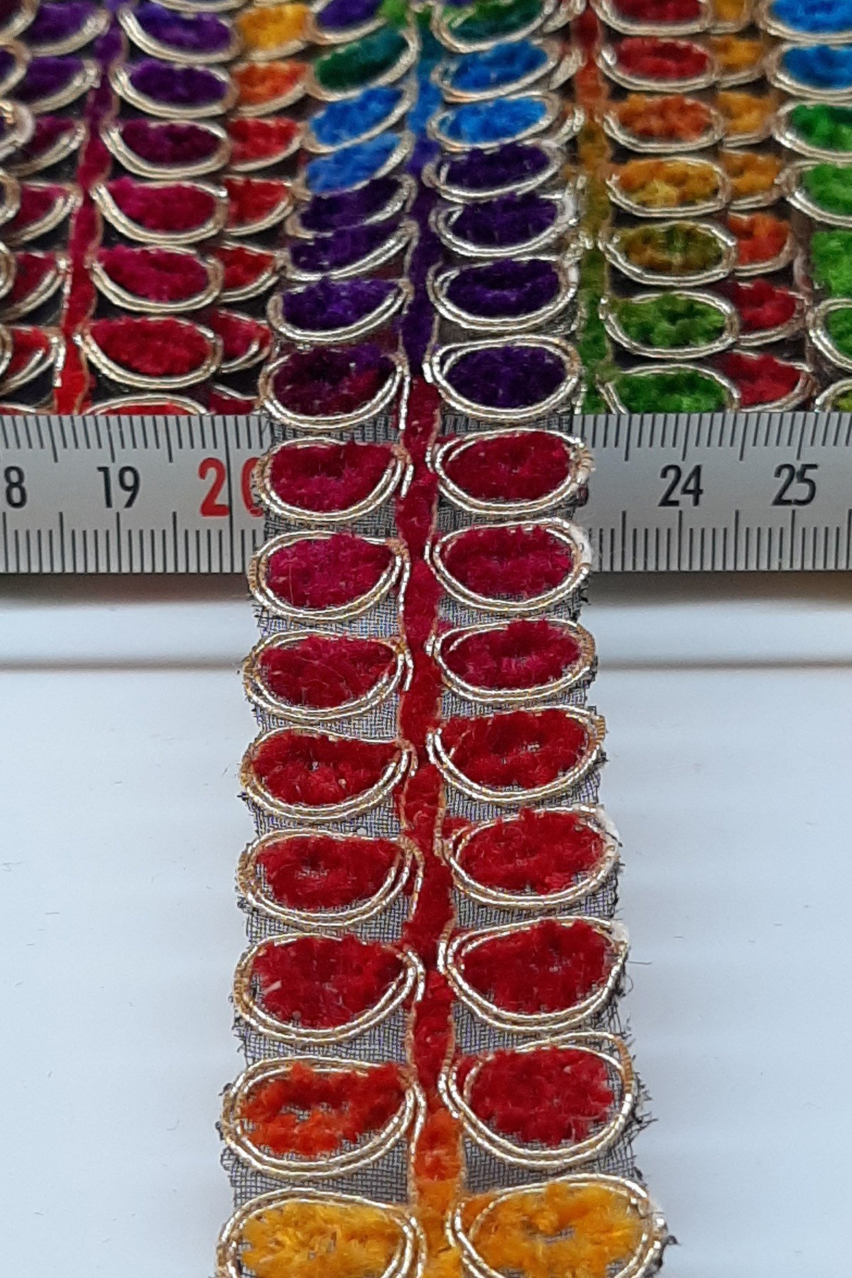 Damla Desenli Antik Şerit Güpür