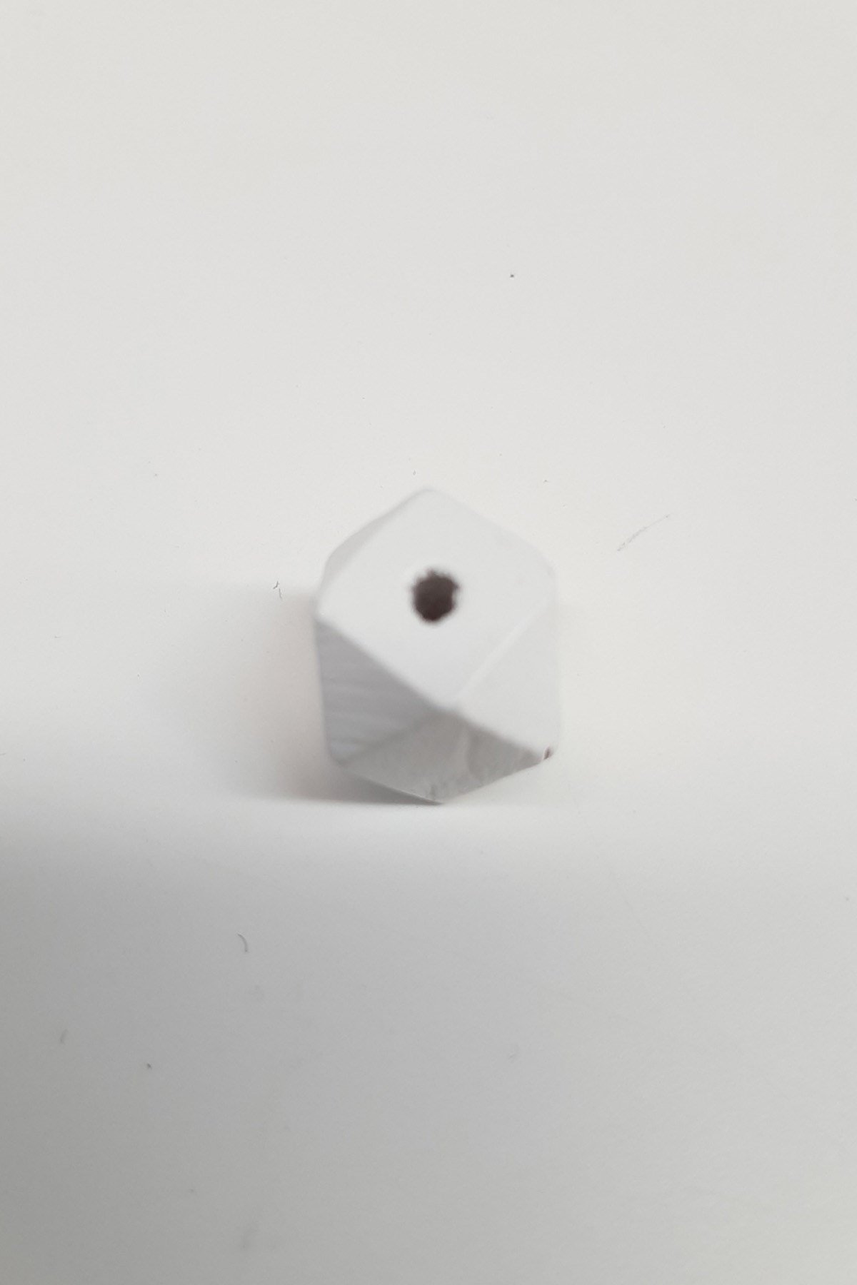 Desenli Küp Beyaz Ahşap Boncuk