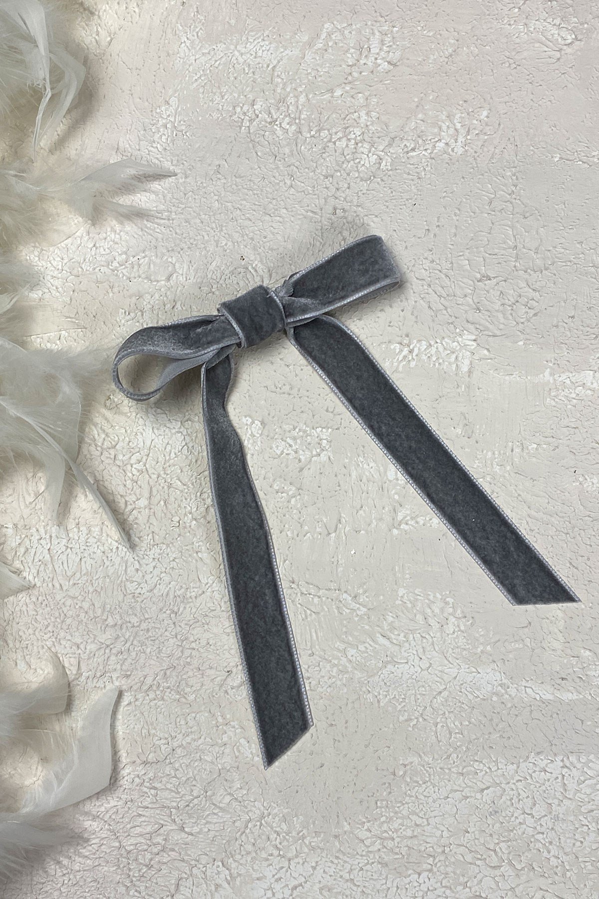 Fiyonklu Kadife Kurdeleli Saç Tokası