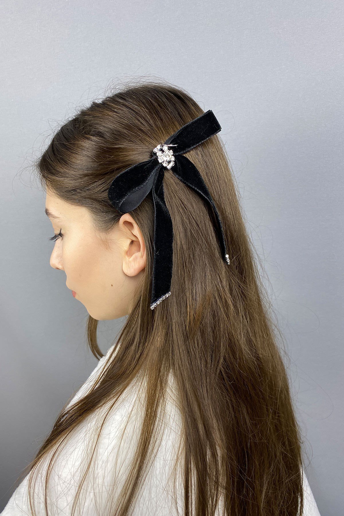 Fiyonklu Kadife Kurdeleli Taşlı Saç Tokası