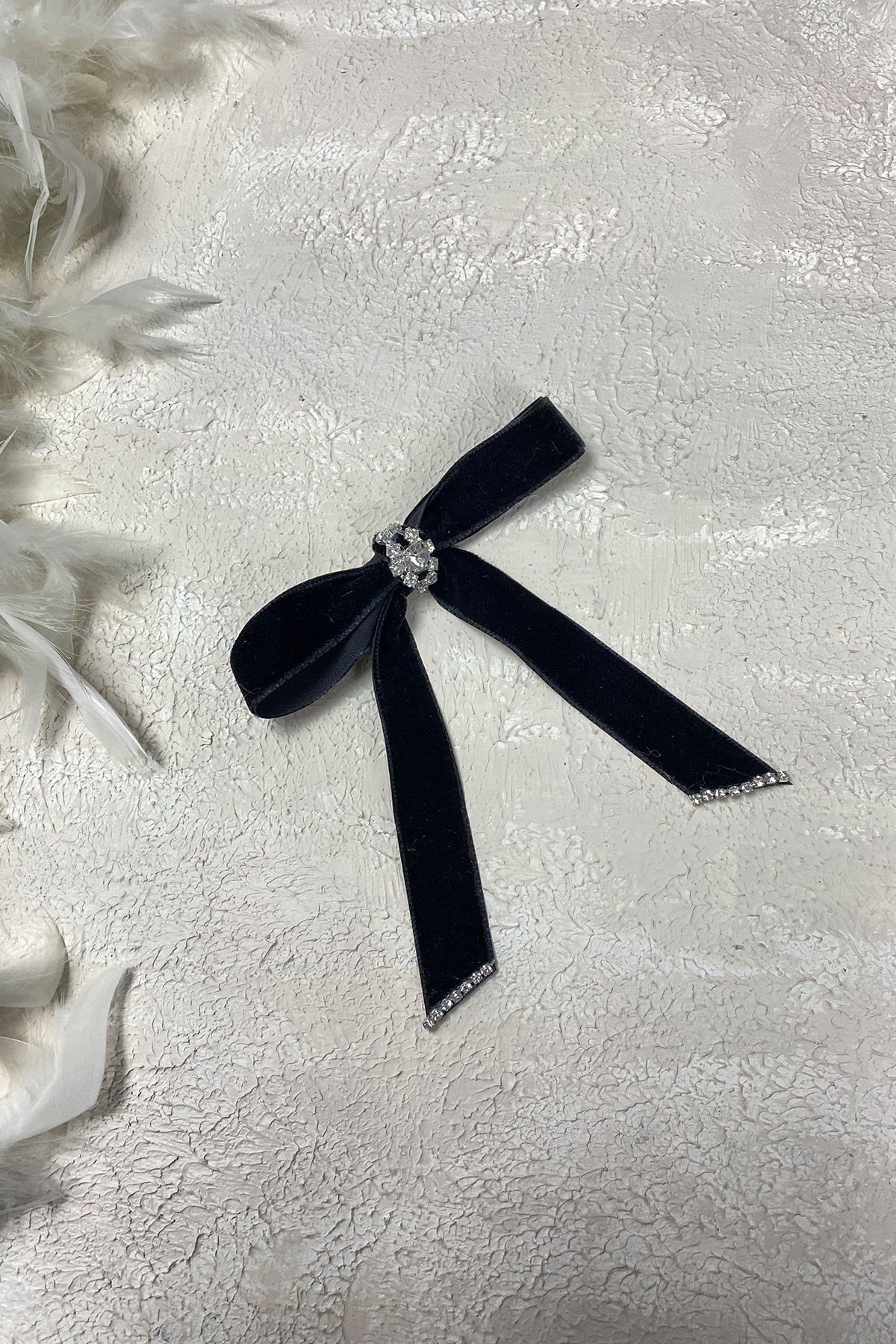 Fiyonklu Kadife Kurdeleli Taşlı Saç Tokası