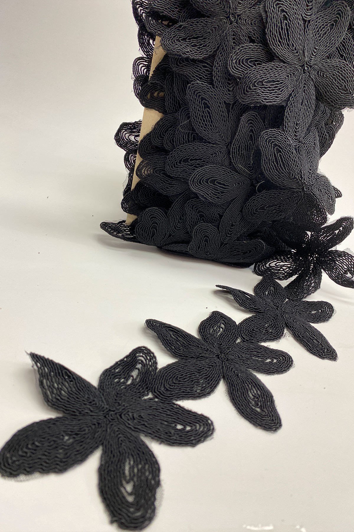 Fransız Çiçek Güpür Dantel