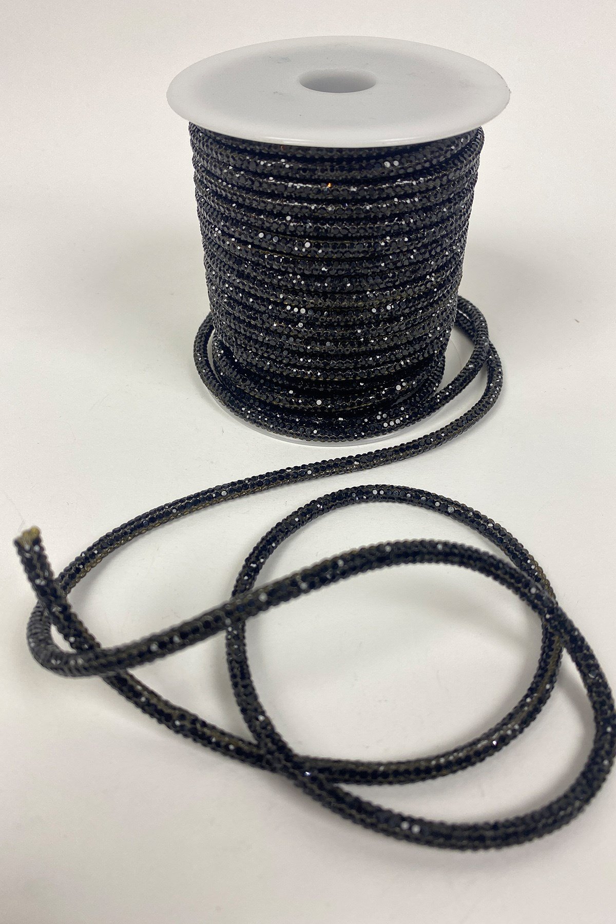 Full Sık Taşlı Boru Şerit Kordon