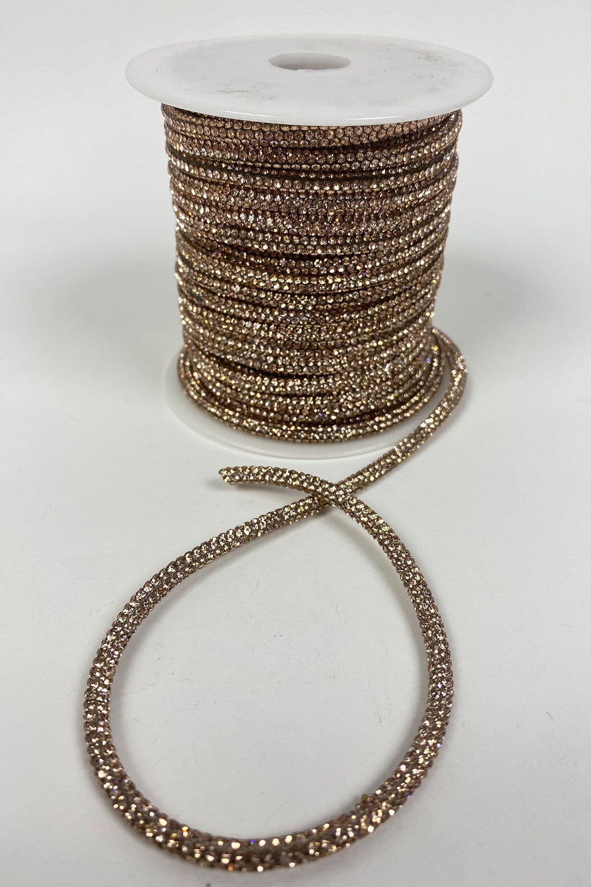 Full Sık Taşlı Boru Şerit Kordon