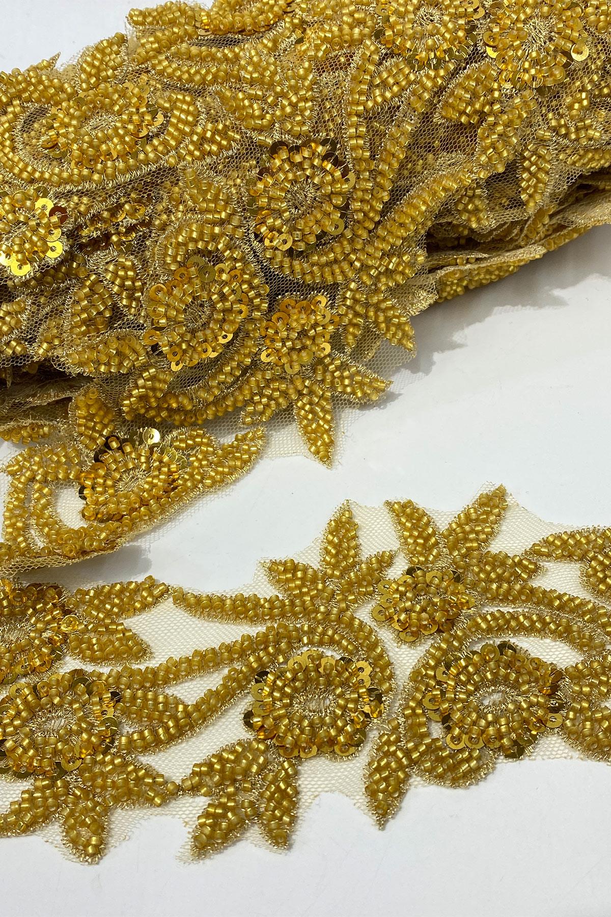 Gold Boncuk İşlemeli Çiçek Desen Geniş Şerit Aplik 1 Metre