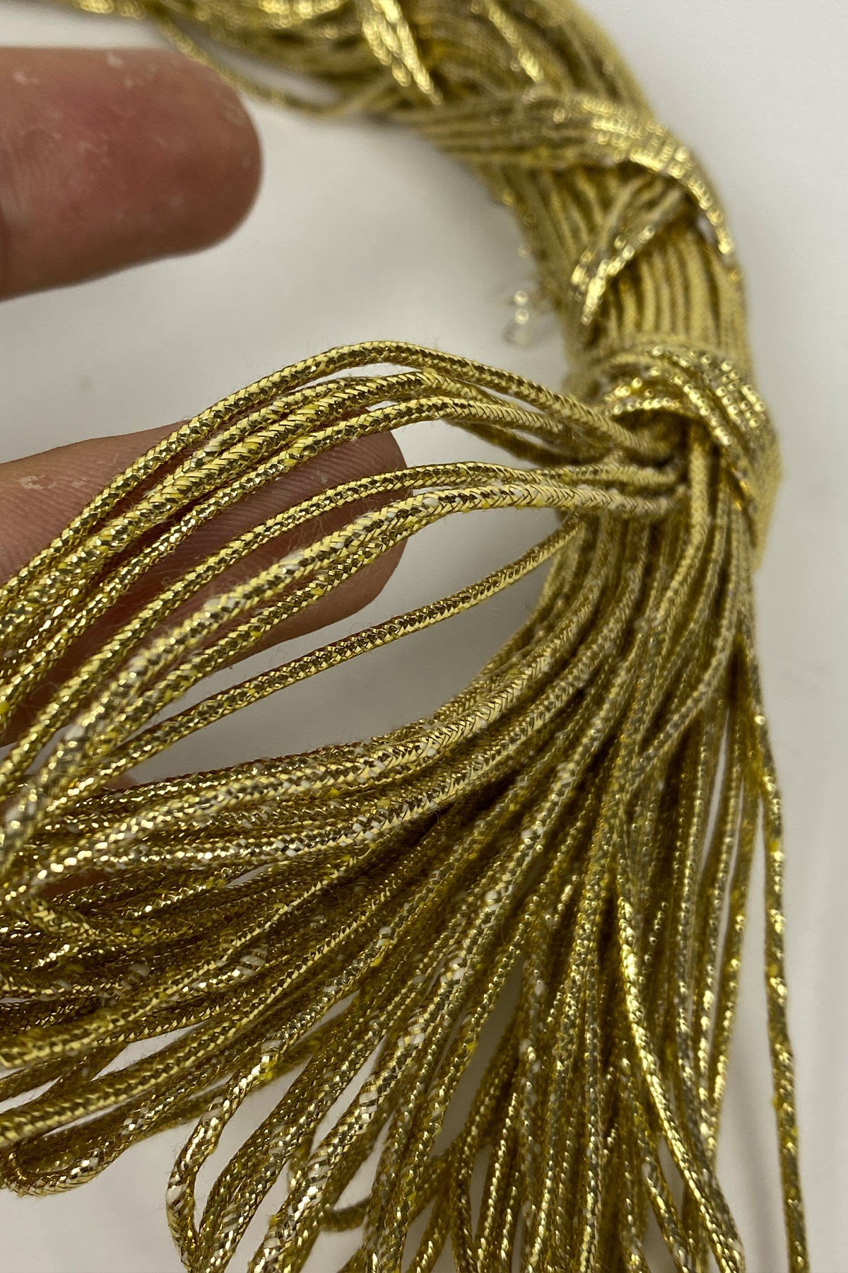 Gold Simli Brit İp 1 Adet