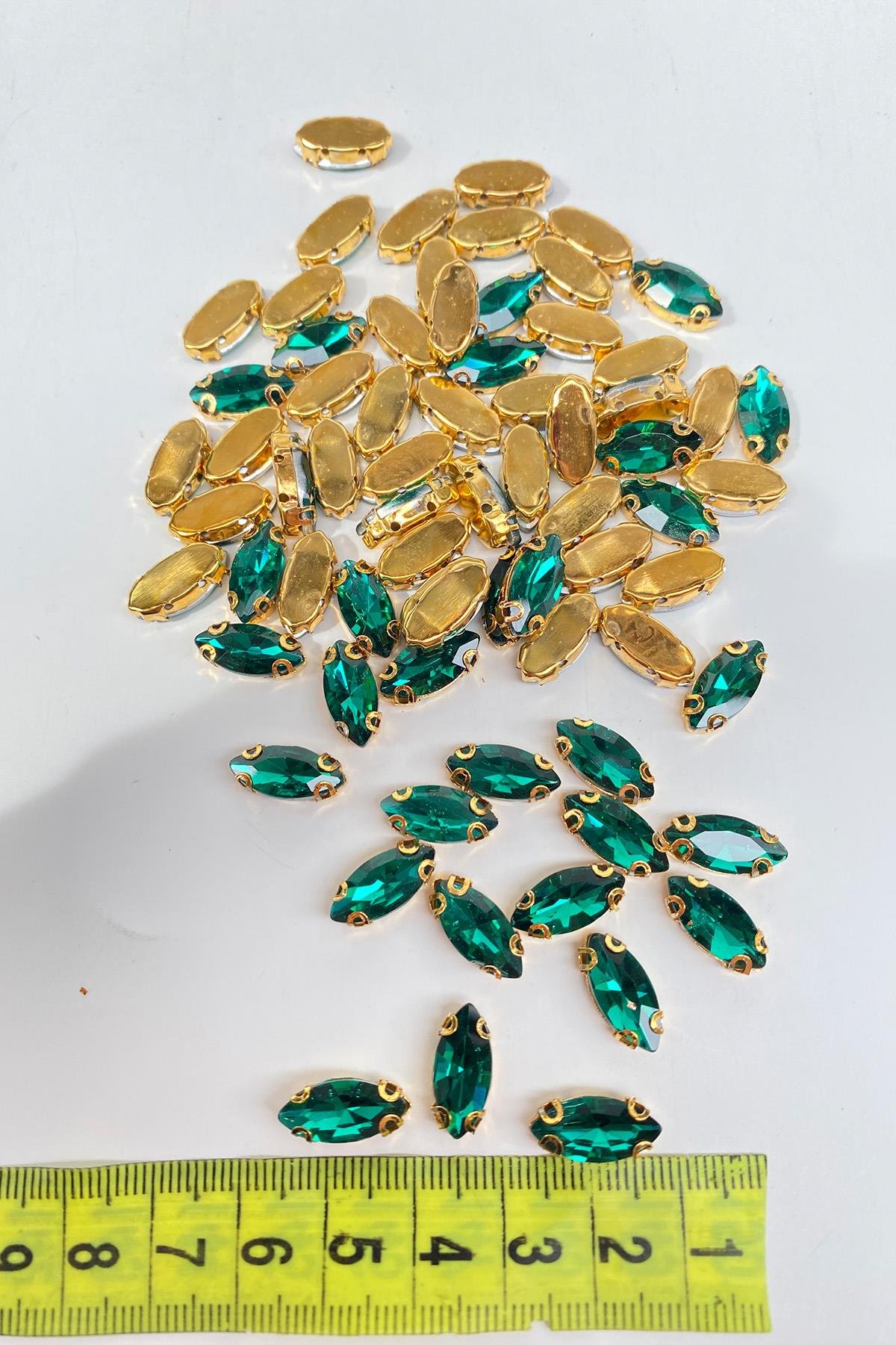 Gold Zeminli Dikme Parlak Cam Mekik Boncuk 10 Adet