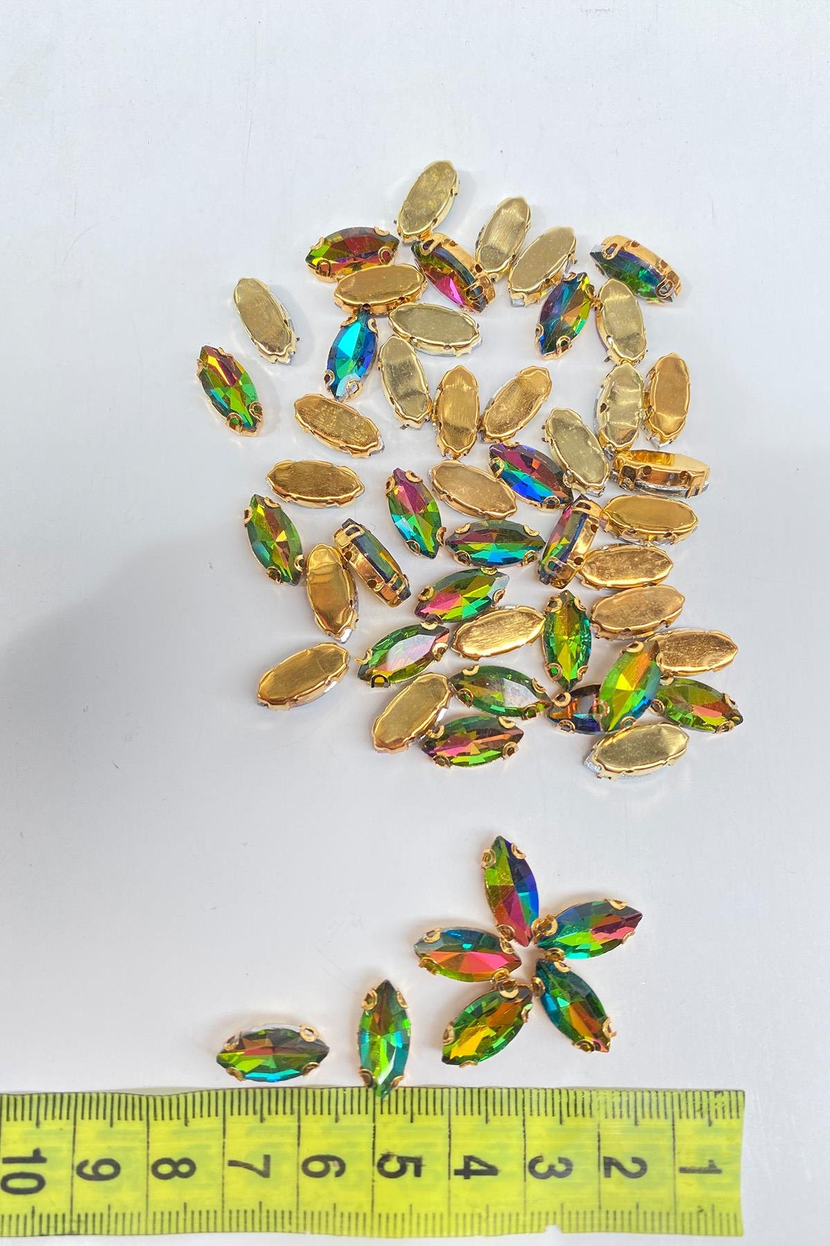 Gold Zeminli Dikme Parlak Cam Mekik Boncuk 10 Adet