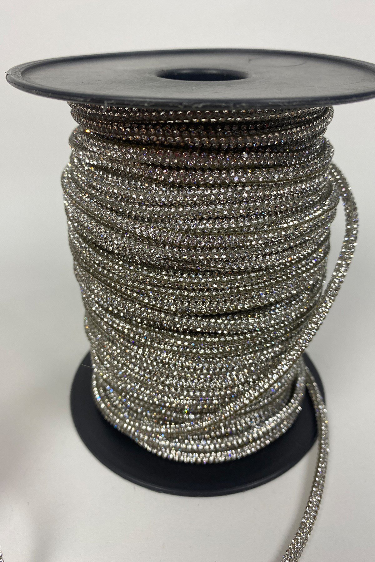 Gümüş Full Sık Taşlı Boru Şerit Kordon