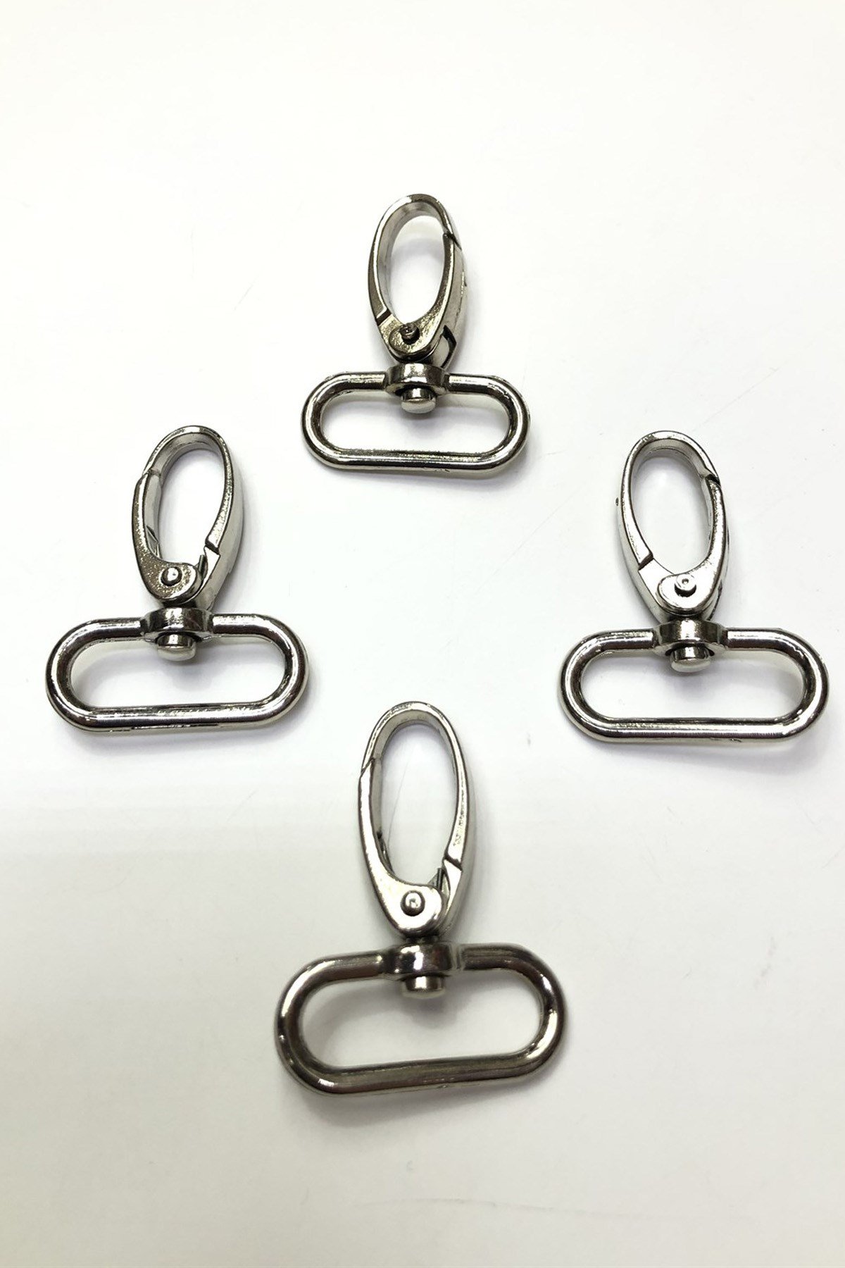 Gümüş Geniş Anahtarlık Halkası