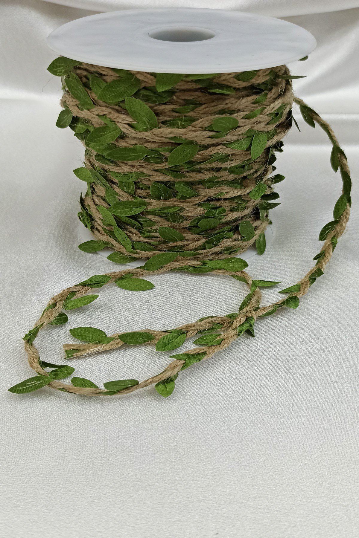 Hasır İpli Yaprak Şerit