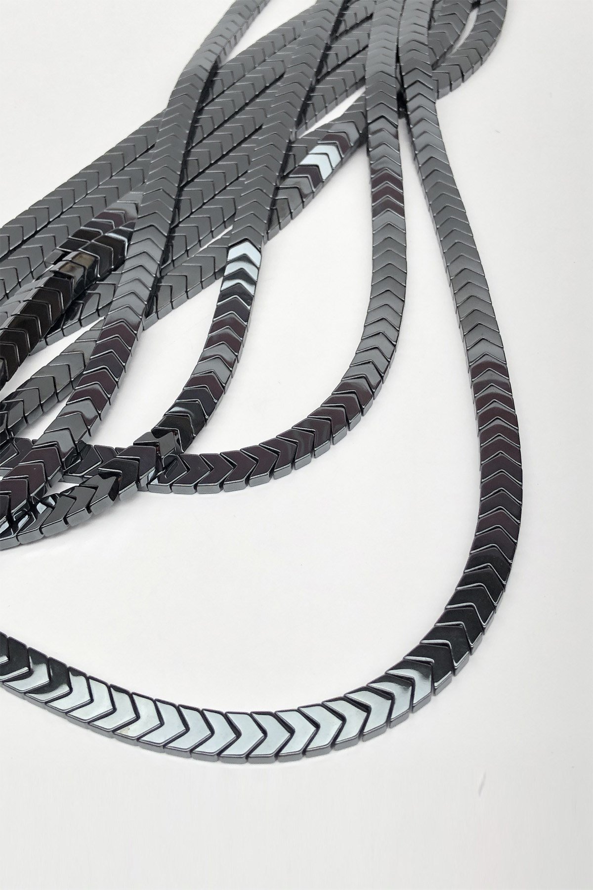 Hematit Ok İşareti Yassı Taş Boncuk