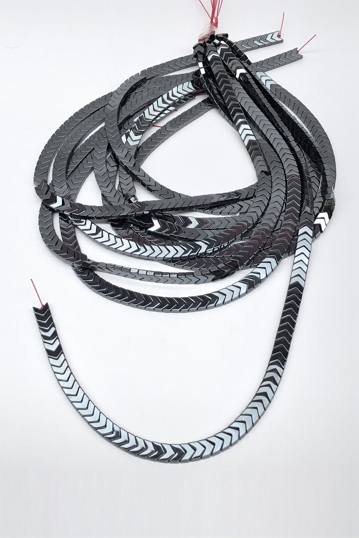 Hematit Ok İşareti Yassı Taş Boncuk