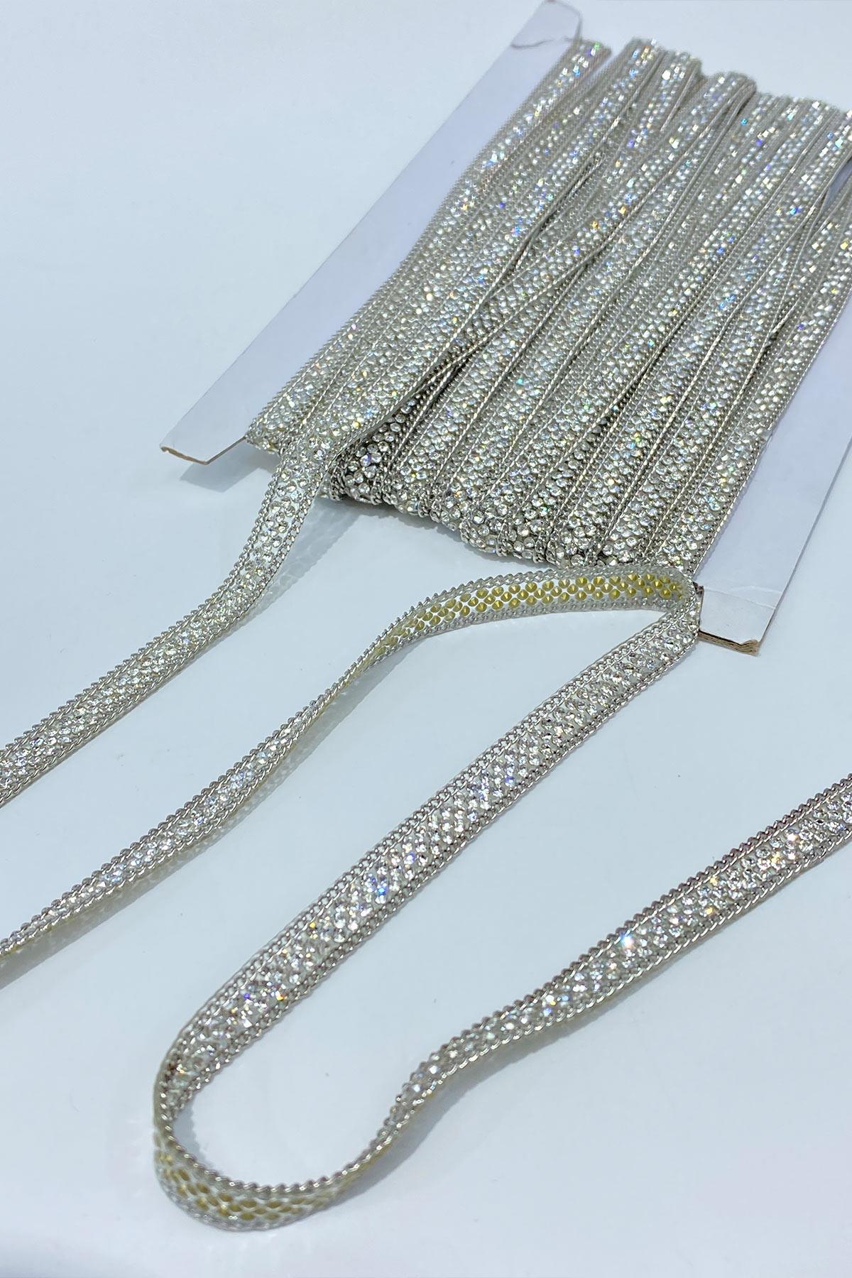 İnce Gümüş Zincirli Ütüyle Yapışan Şerit Aplik