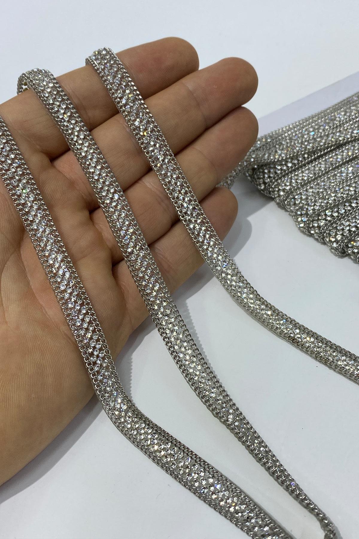 İnce Gümüş Zincirli Ütüyle Yapışan Şerit Aplik