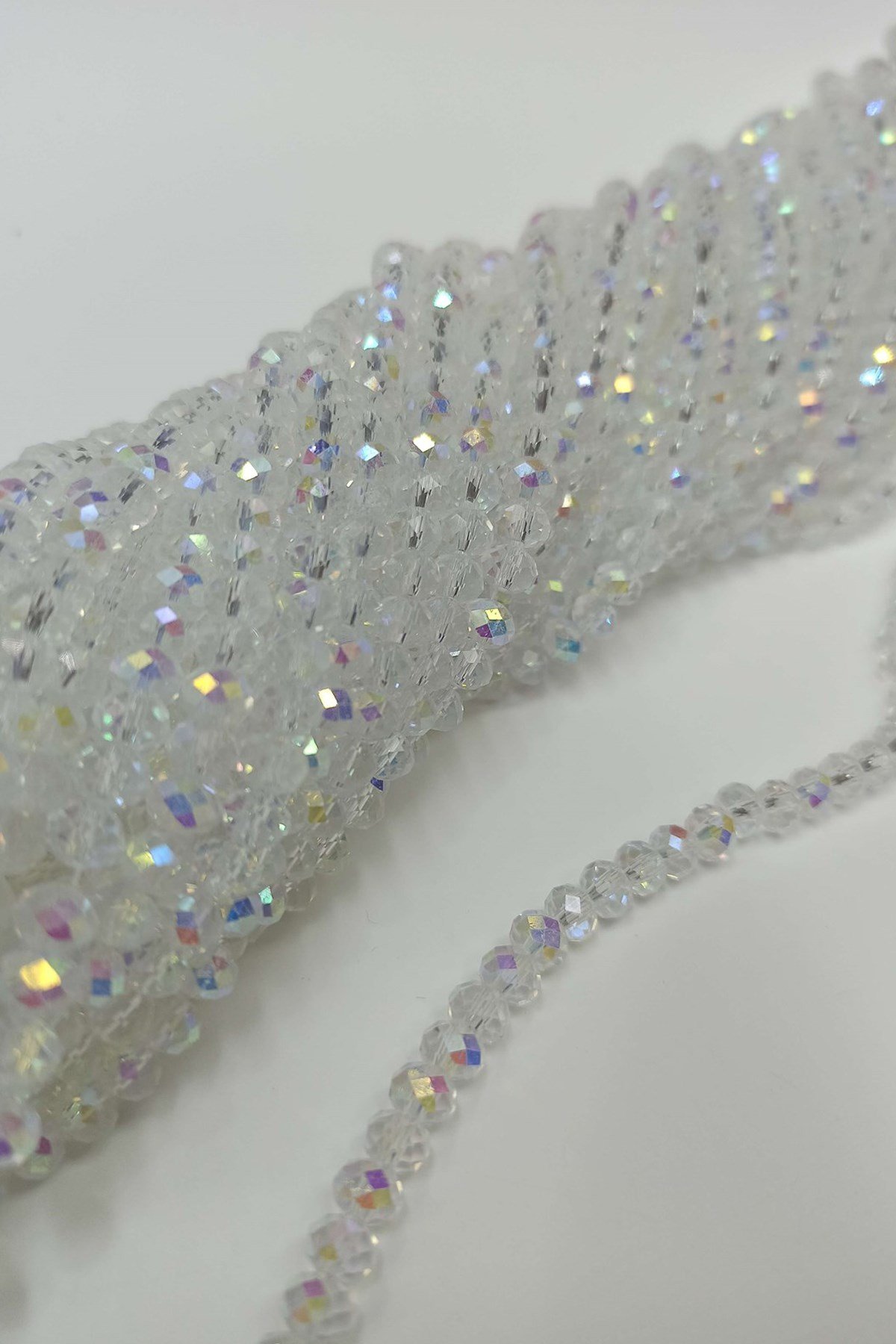 Işıltılı Beyaz Kristal Boncuk 6 mm