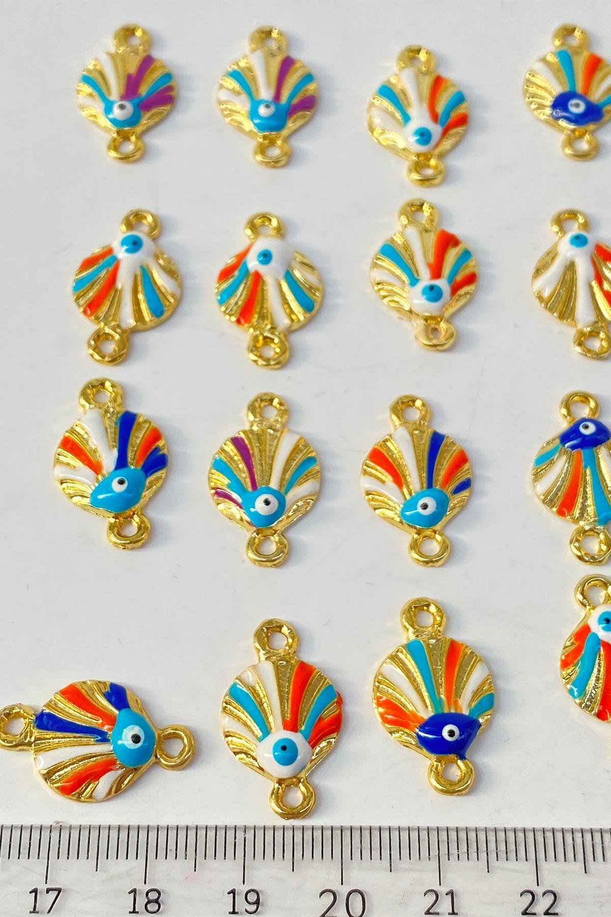 İstiridye Kabugu Renkli NAzar Boncuğu Kolye ve Bileklik ucu