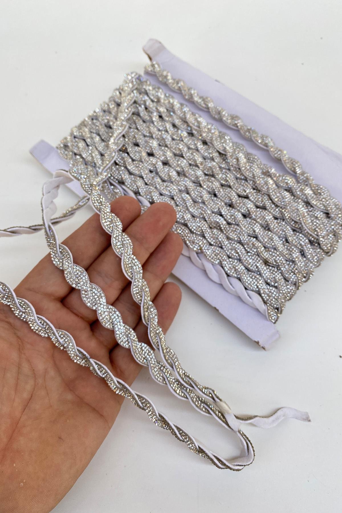 Kadife Zeminli Taşlı Örgü Şerit Bordür