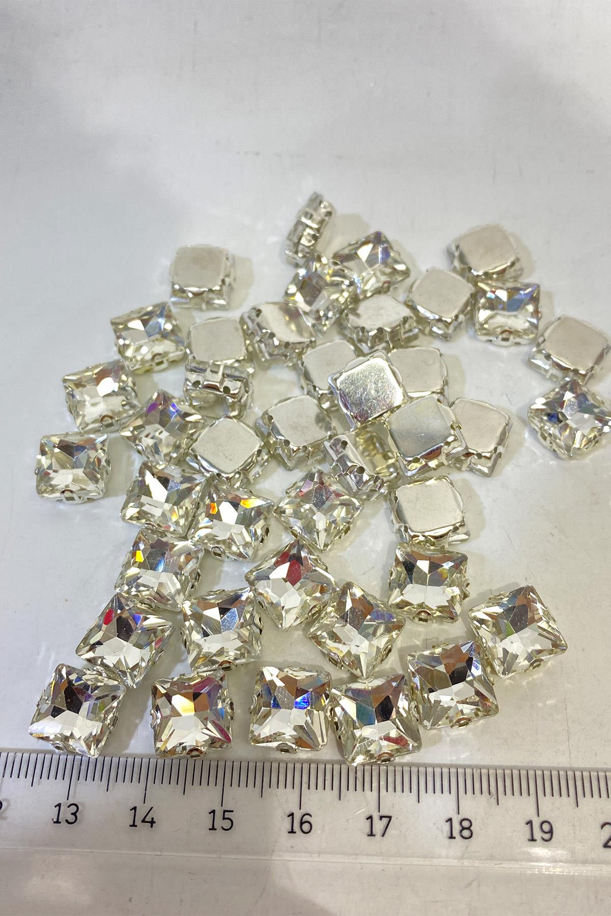 Kare Metal Kasalı Mekik Beyoğlu Taşı Dikme boncuk 5 Adet