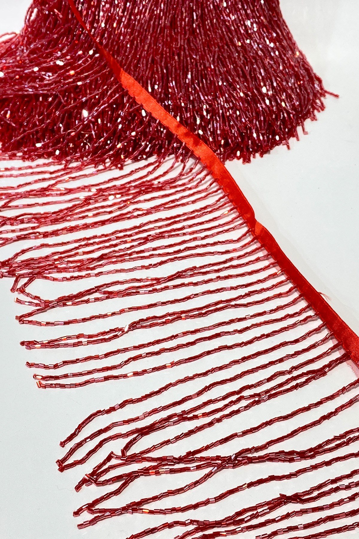 Kırmızı Boncuklu 15 cm Saçak Püskül Şerit