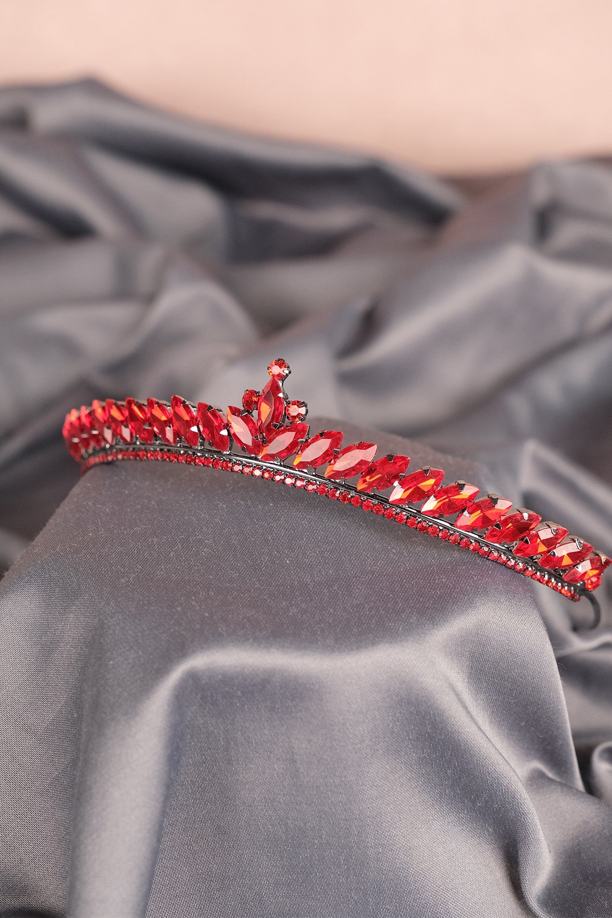 Red Ece Model Slim Bridal Henna Crown