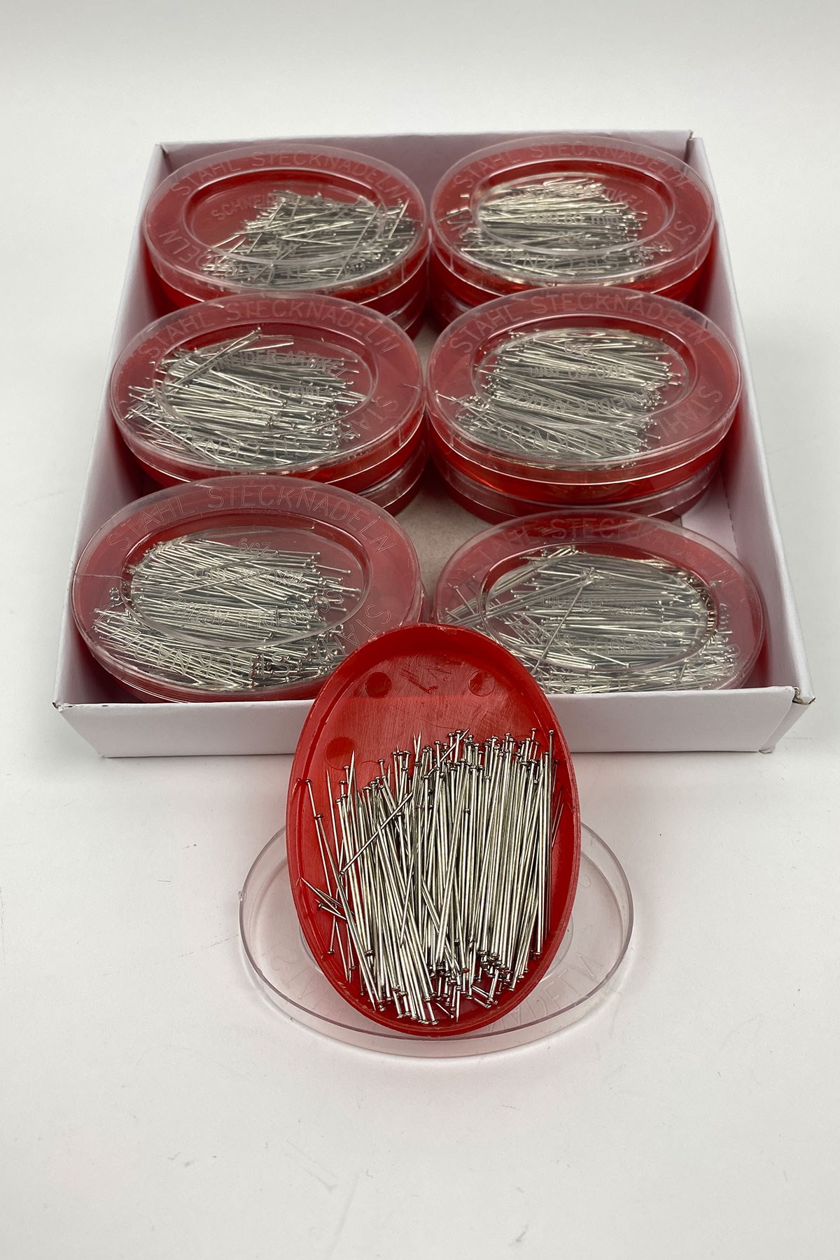 Kırmızı Kutulu Toplu İğne 6 Adet