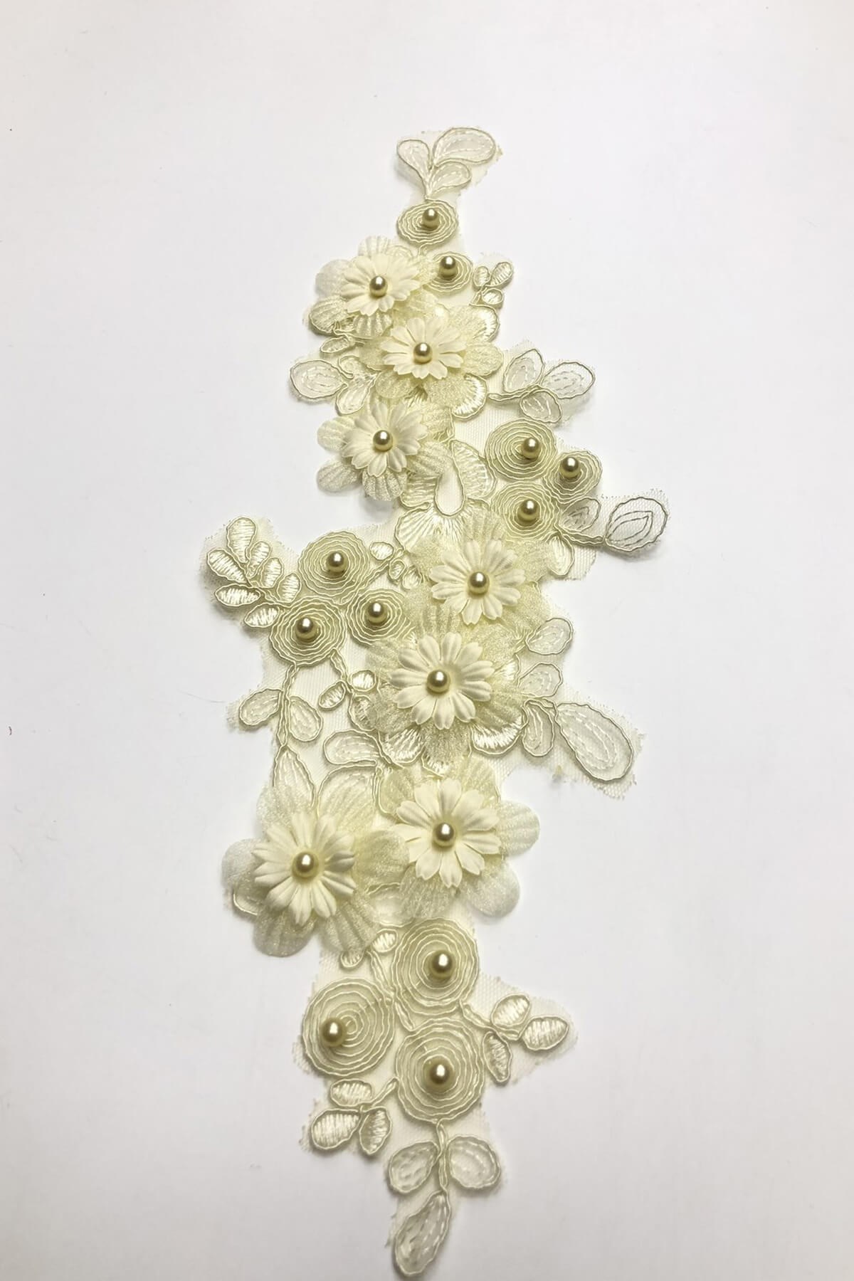 Koyu Krem İşlemeli Parça Güpür Dantel