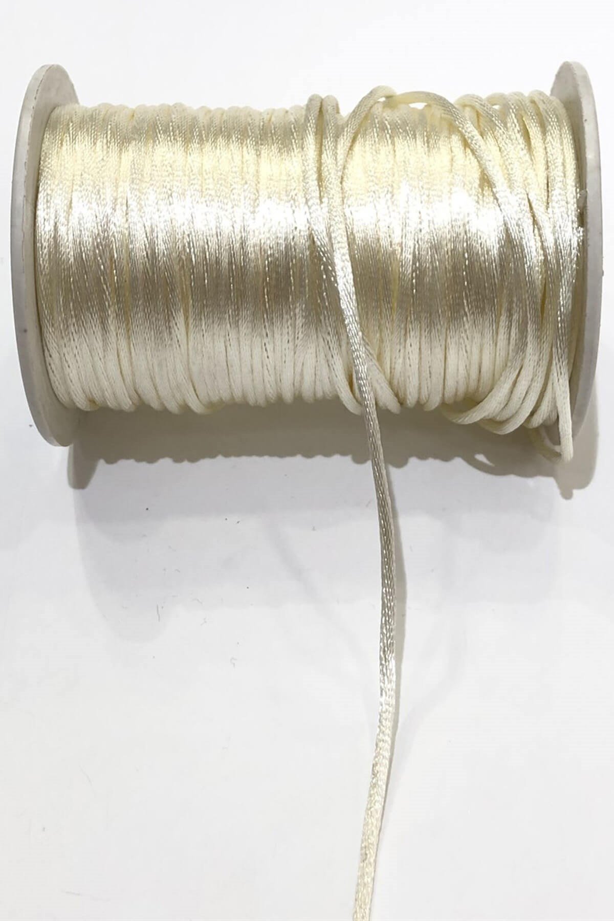 Krem Birit İplik (10 mt ) 