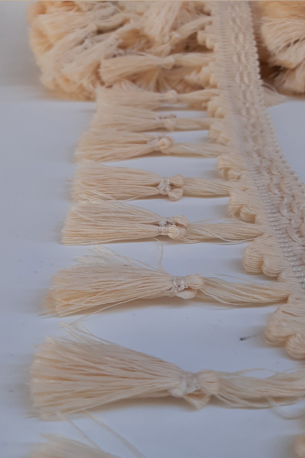 Krem Topuzlu Saçak Püskül 7Cm