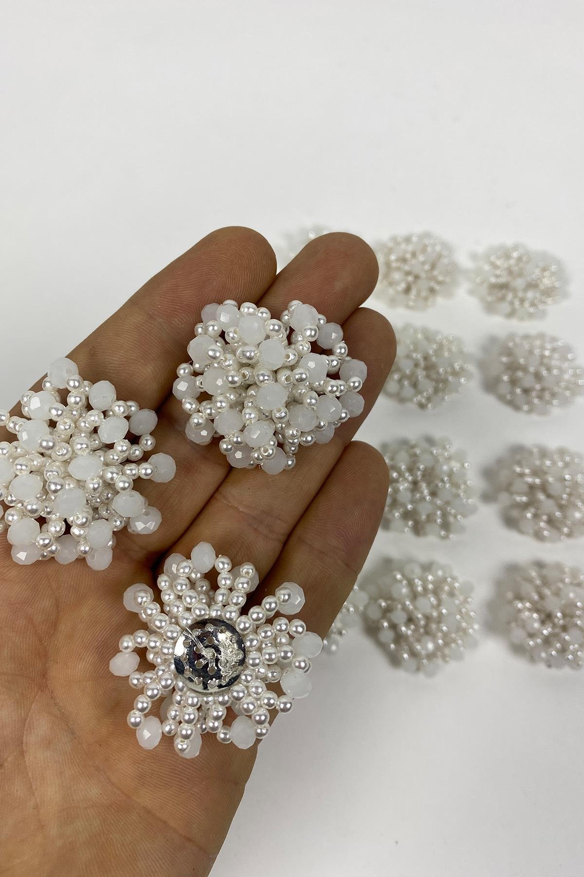 Kristal Boncuklu İşlemeli Broş Aplik