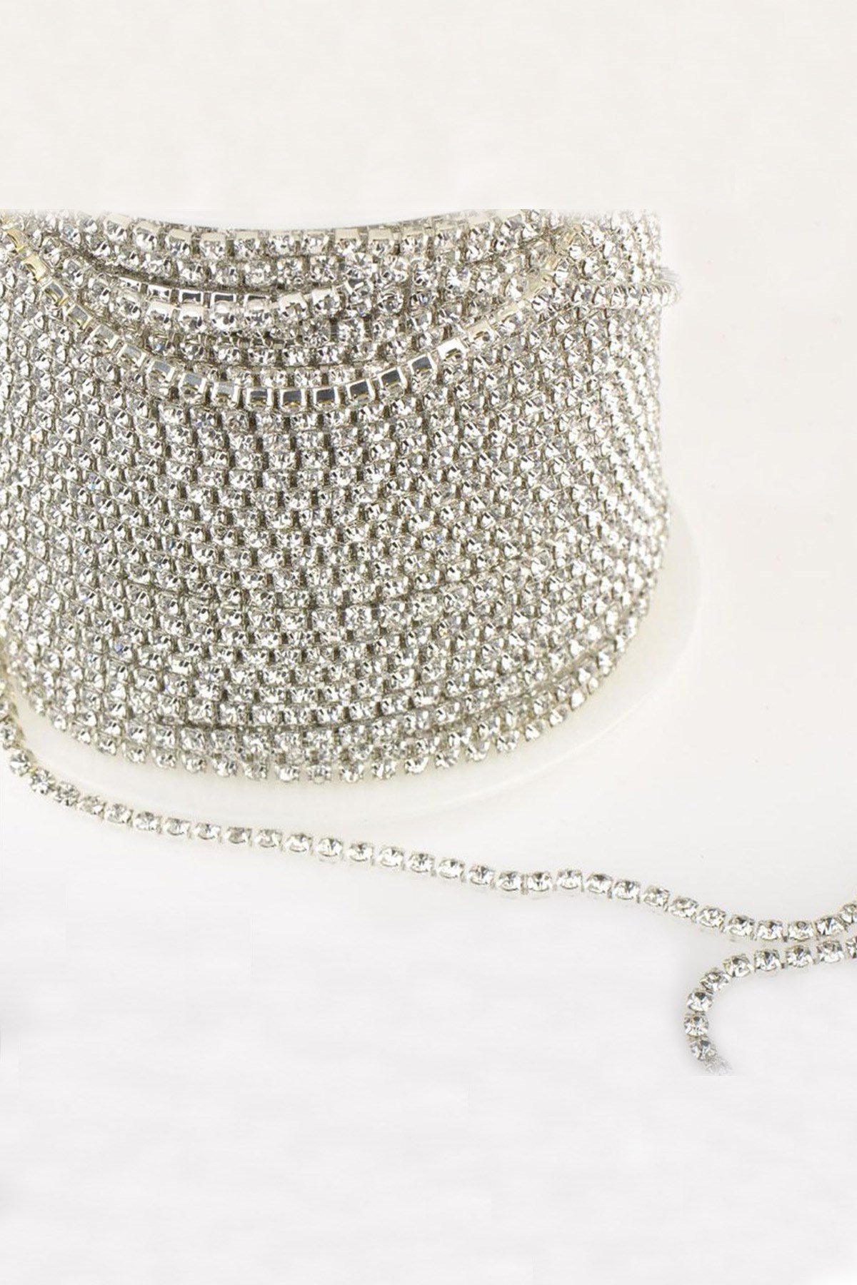 Kristal Sık Taşlı,Metal Yuvalı Şerit