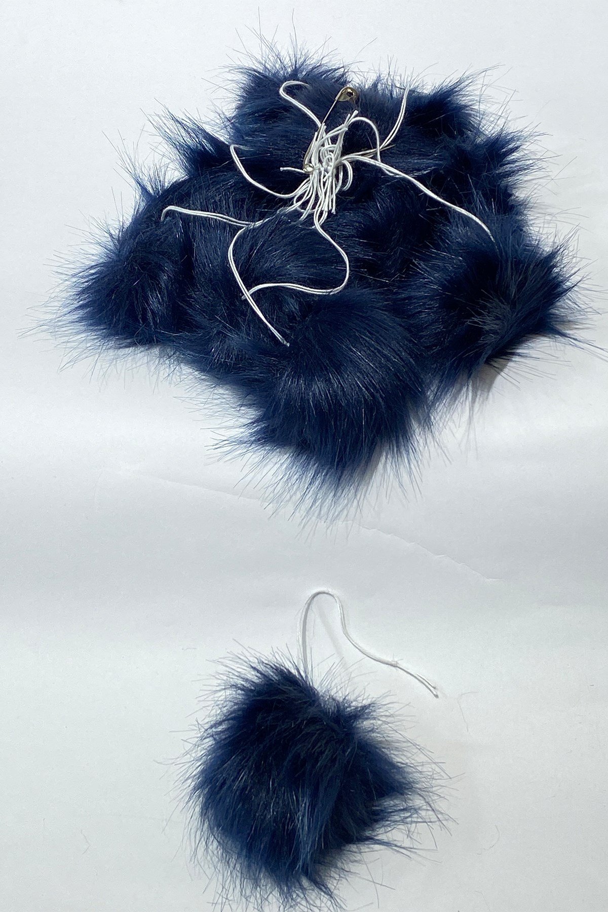 Lacivert Kürk Ponpon