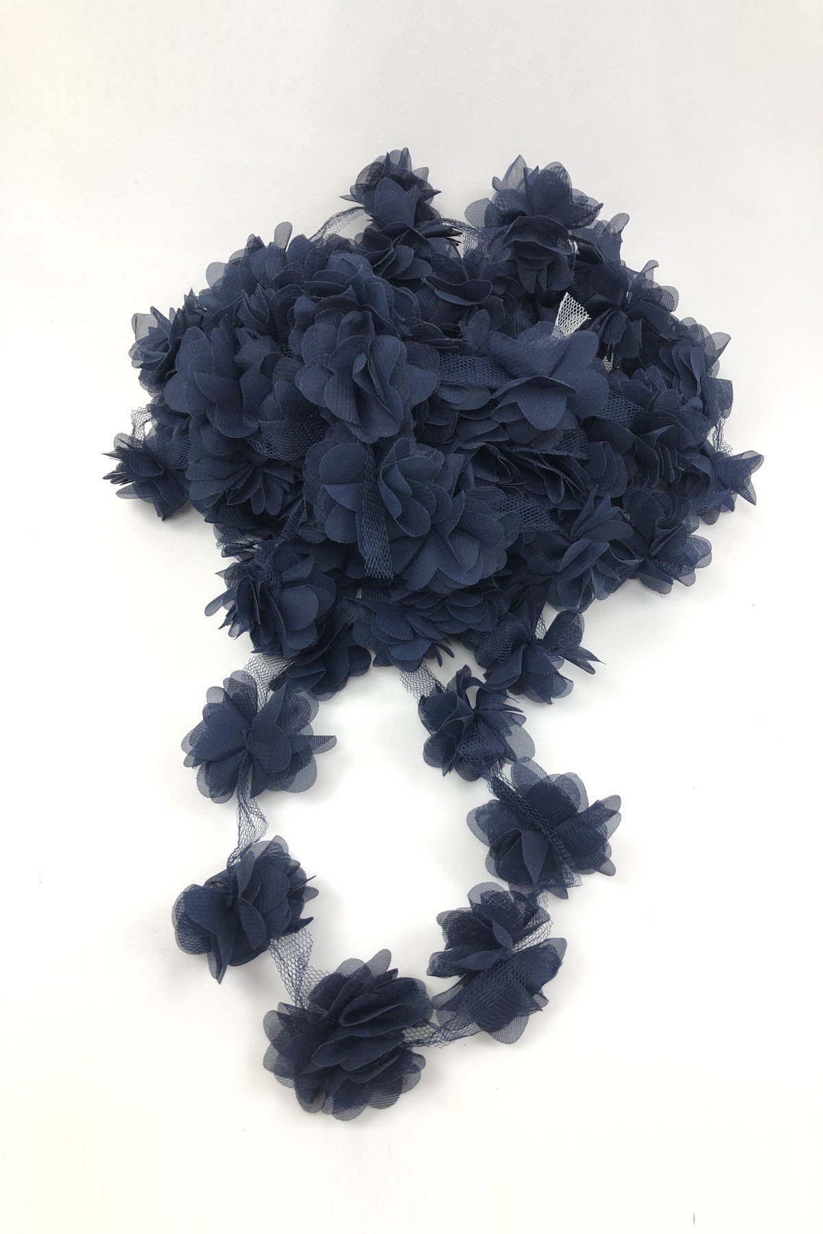 Lacivert Renk Lazer Kesim Tül Çiçek