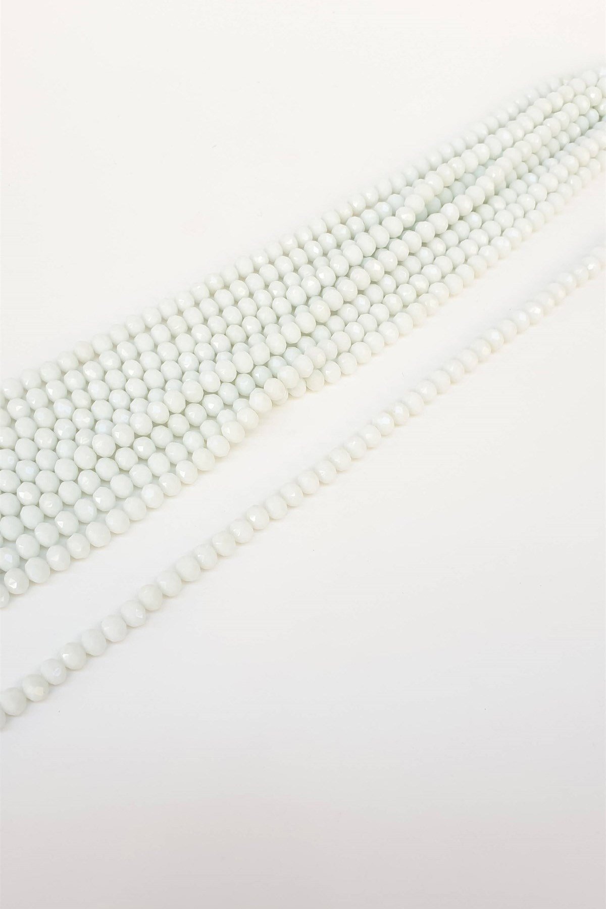 Mat Beyaz Kristal Boncuk 8 mm