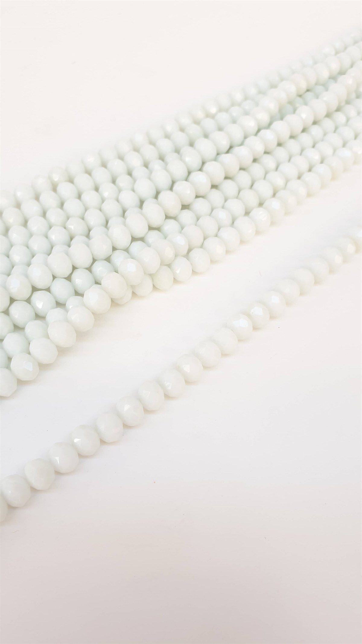 Mat Beyaz Kristal Boncuk 8 mm