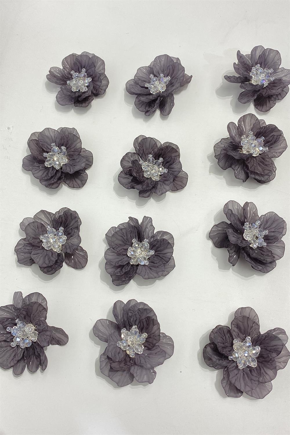 Mat Gri Sedef Yapraklı Kristal Boncuklu İncili Broş