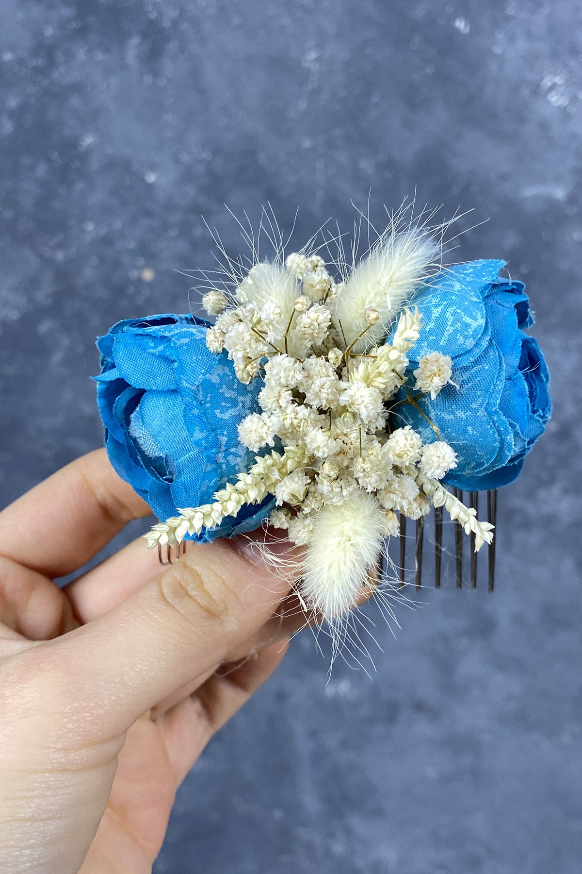 Mavi Pamuk Otlu Cipso ve Yapay Çiçek Taraklı Saç Tokası Aksesuar
