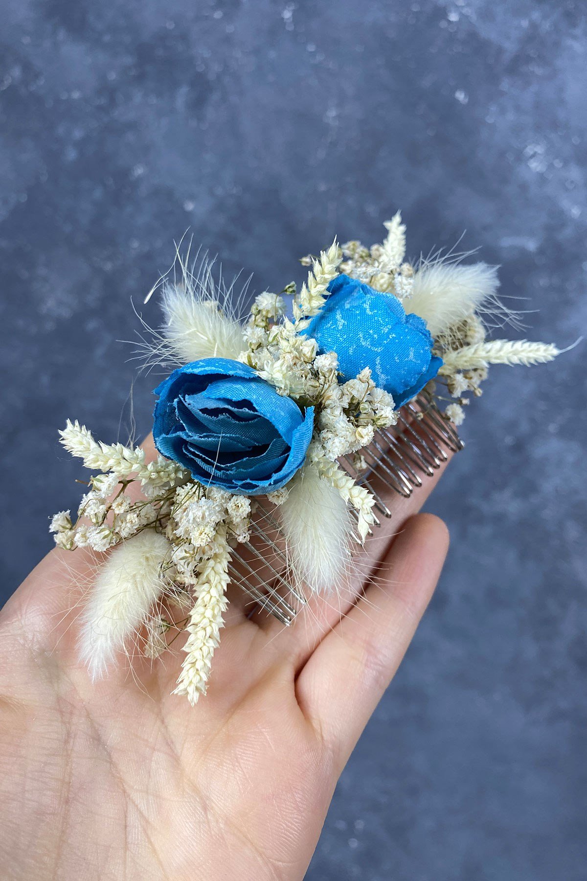 Mavi Pamuk Otu Cipso ve Yapay Çiçekli Taraklı Saç Tokası