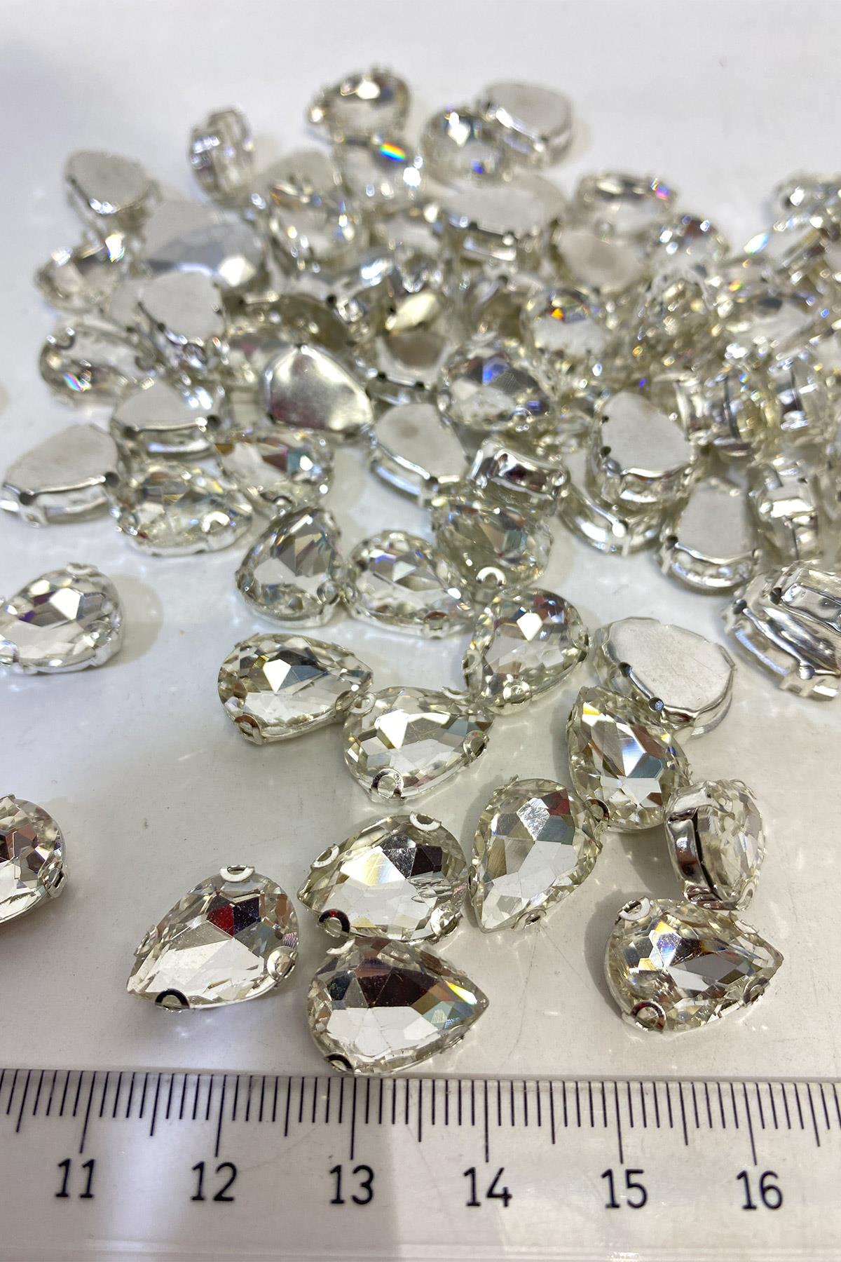 Metal Kasalı Damla Beyoğlu Taşı Dikme boncuk 5 Adet