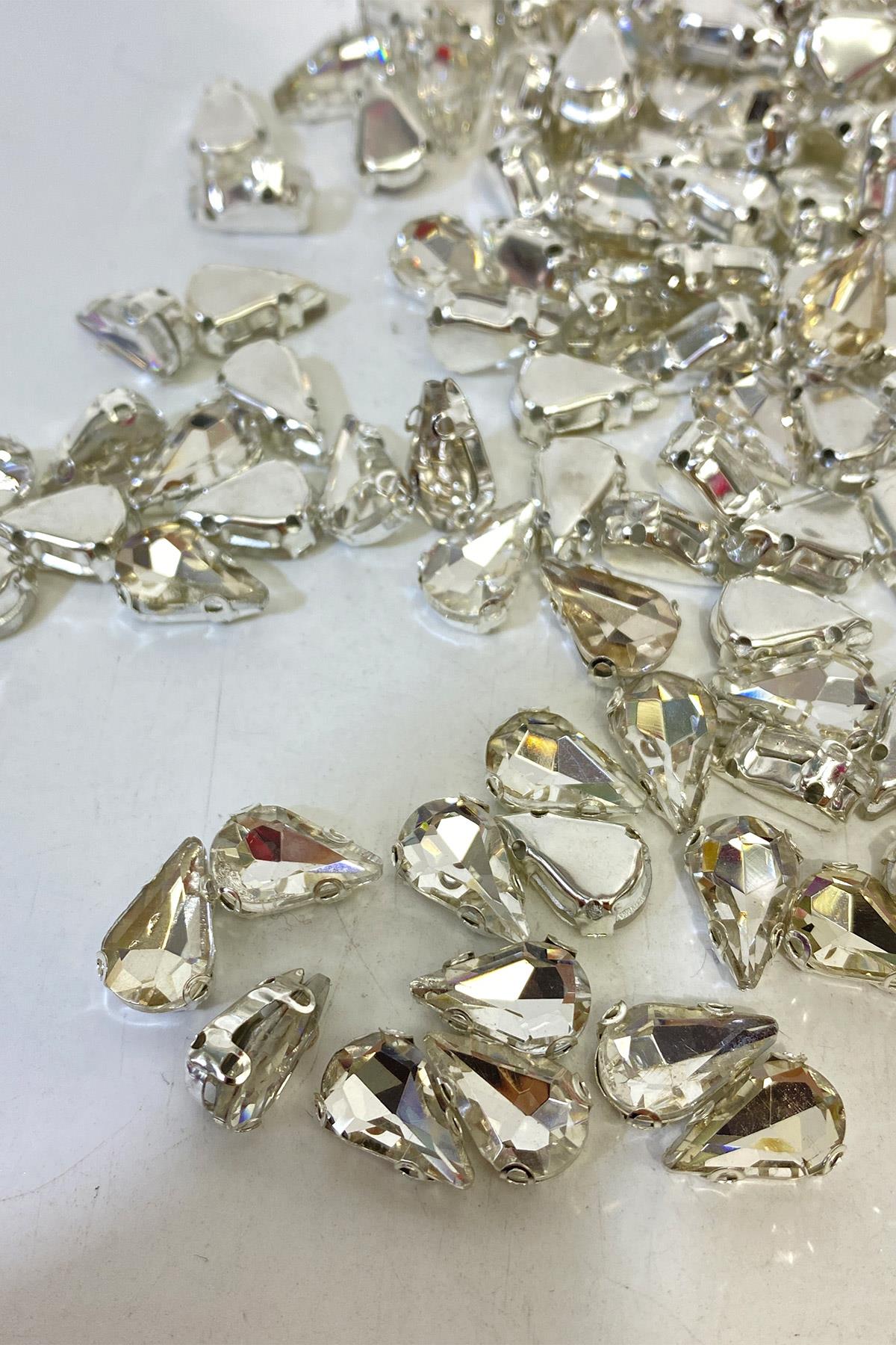 Metal Kasalı Damla Beyoğlu Taşı Dikme boncuk 10 Adet