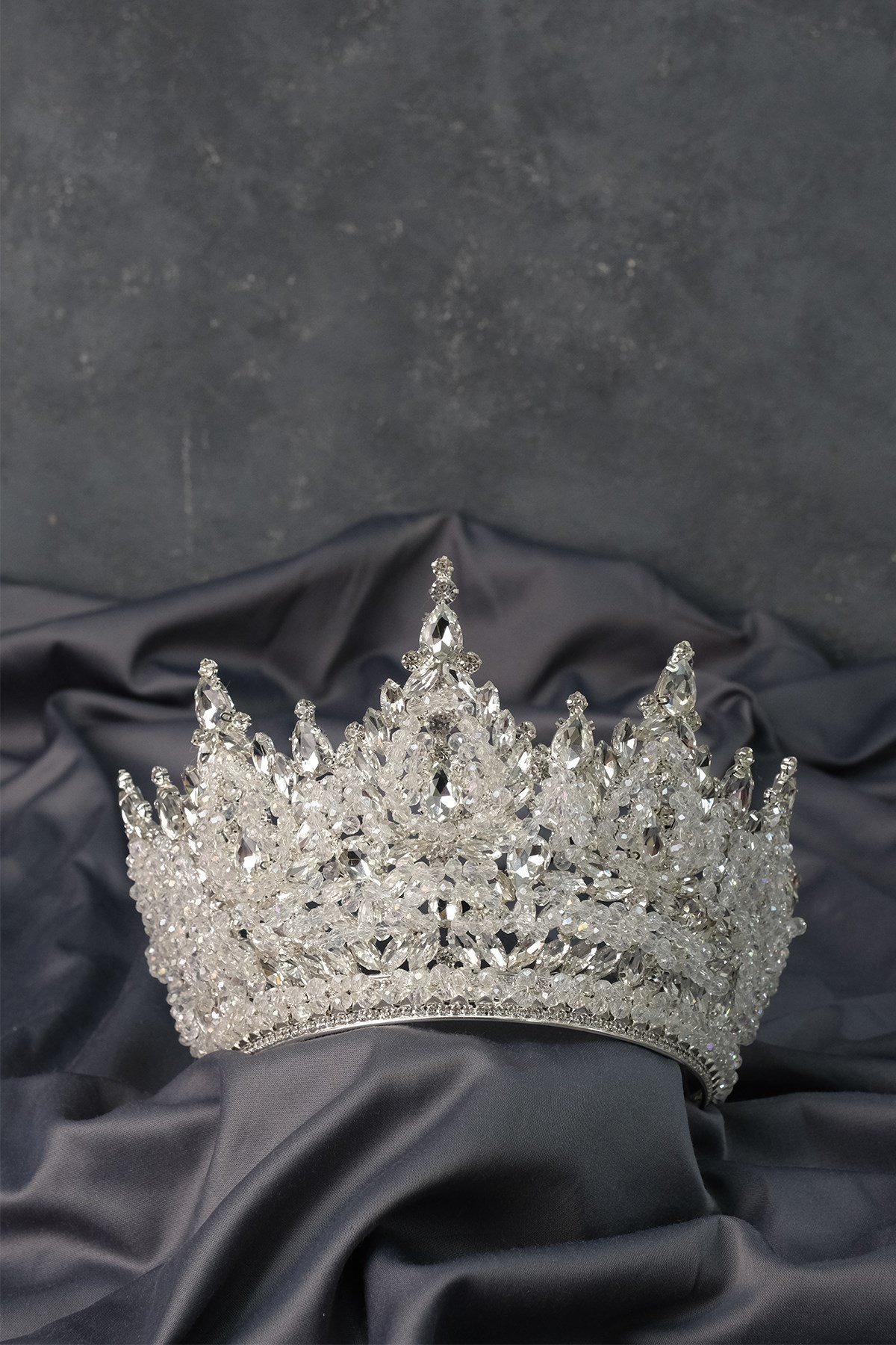 Paris Yüksek Yoğun Boncuk İşlemeli Gelin Kına Tacı