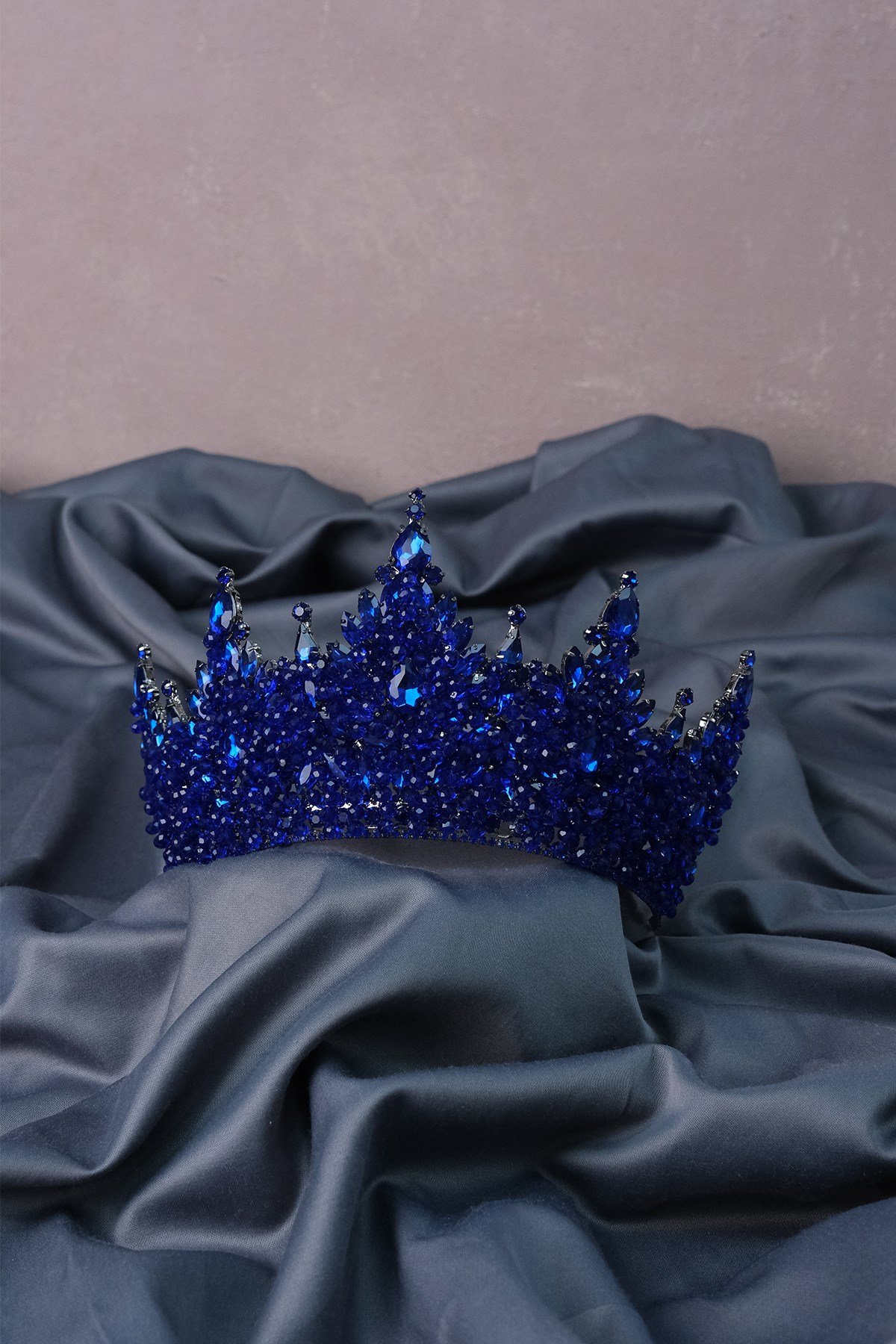 Paris Yüksek Yoğun Boncuk İşlemeli Gelin Kına Tacı